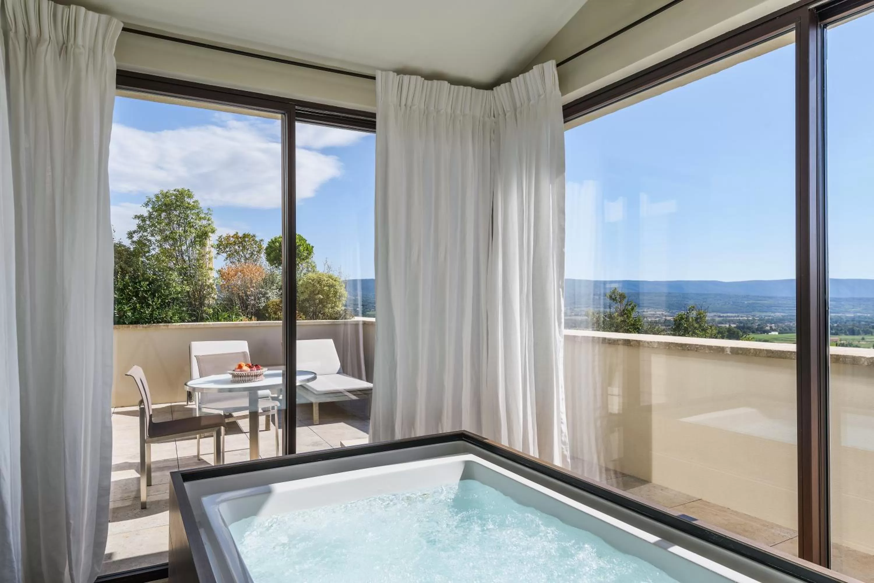 Hot Tub in Coquillade Provence - Relais & Châteaux