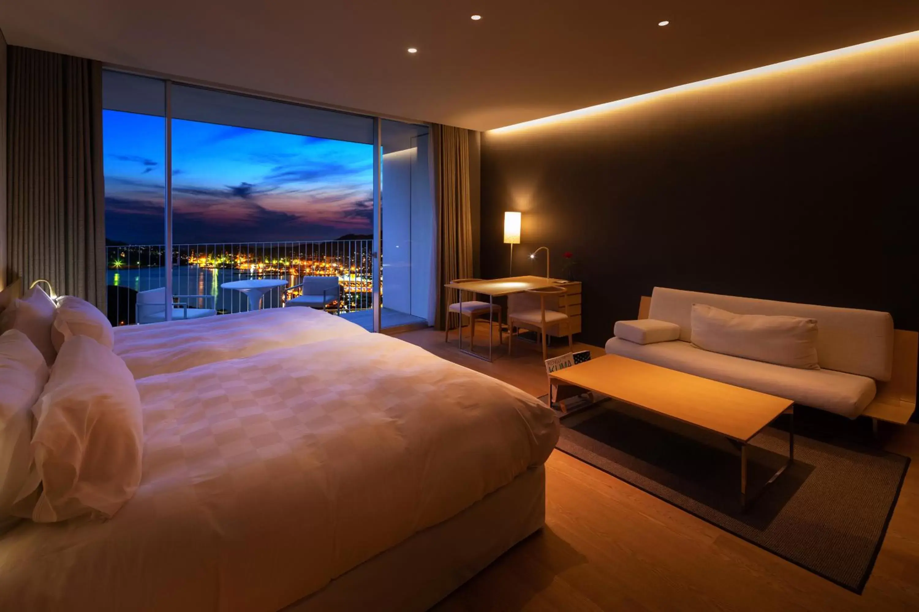 Suite Room with Jet Bath and Harbor View - New Building in Garden Terrace Nagasaki Hotel & Resort Suite Room with Jet Bath and Harbor View - New Building in Garden Terrace Nagasaki Hotel & Resort