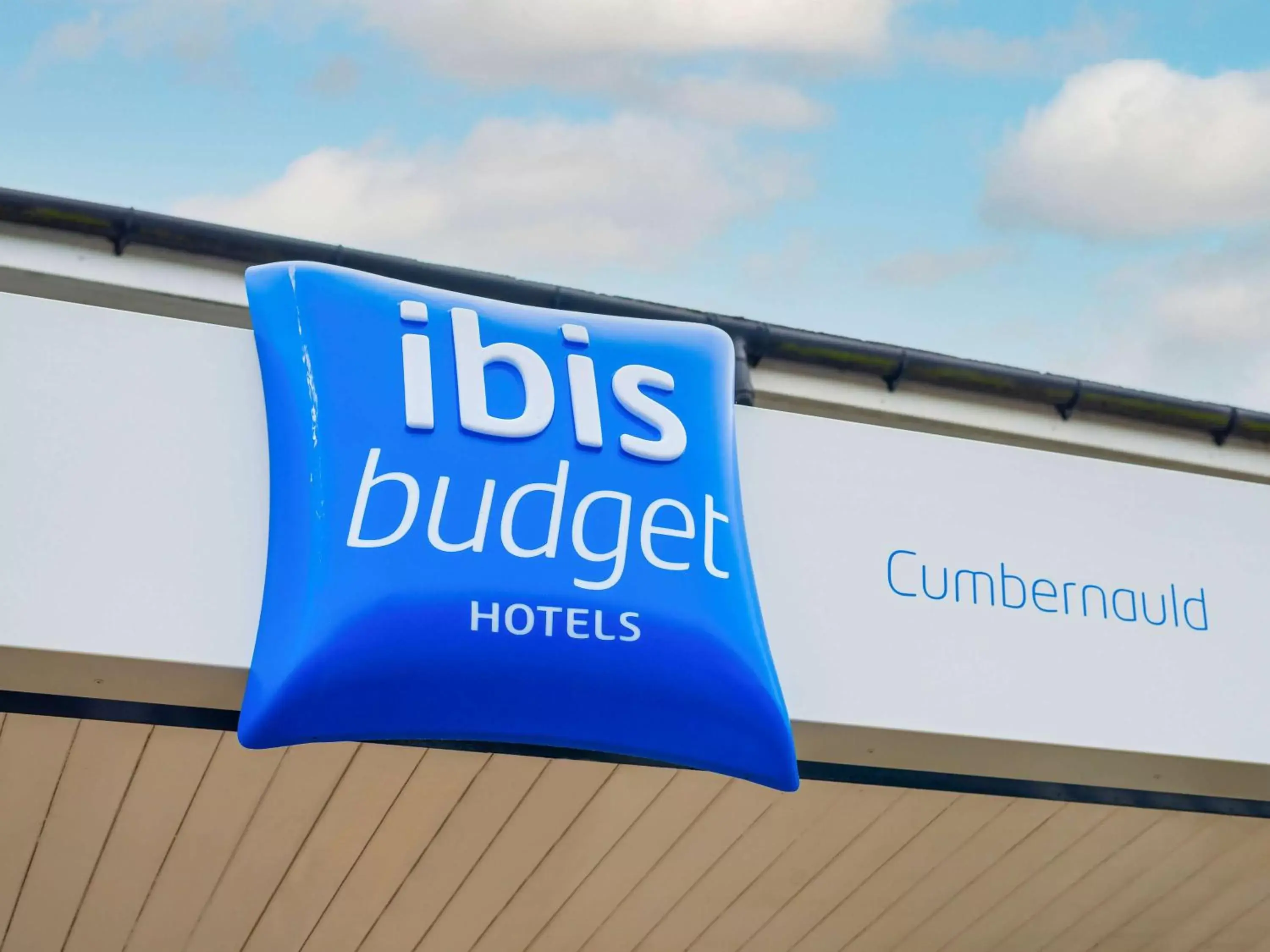 Property building, Property Logo/Sign in ibis budget Glasgow Cumbernauld