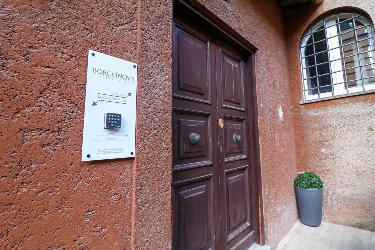 Facade/entrance in BorgoNove