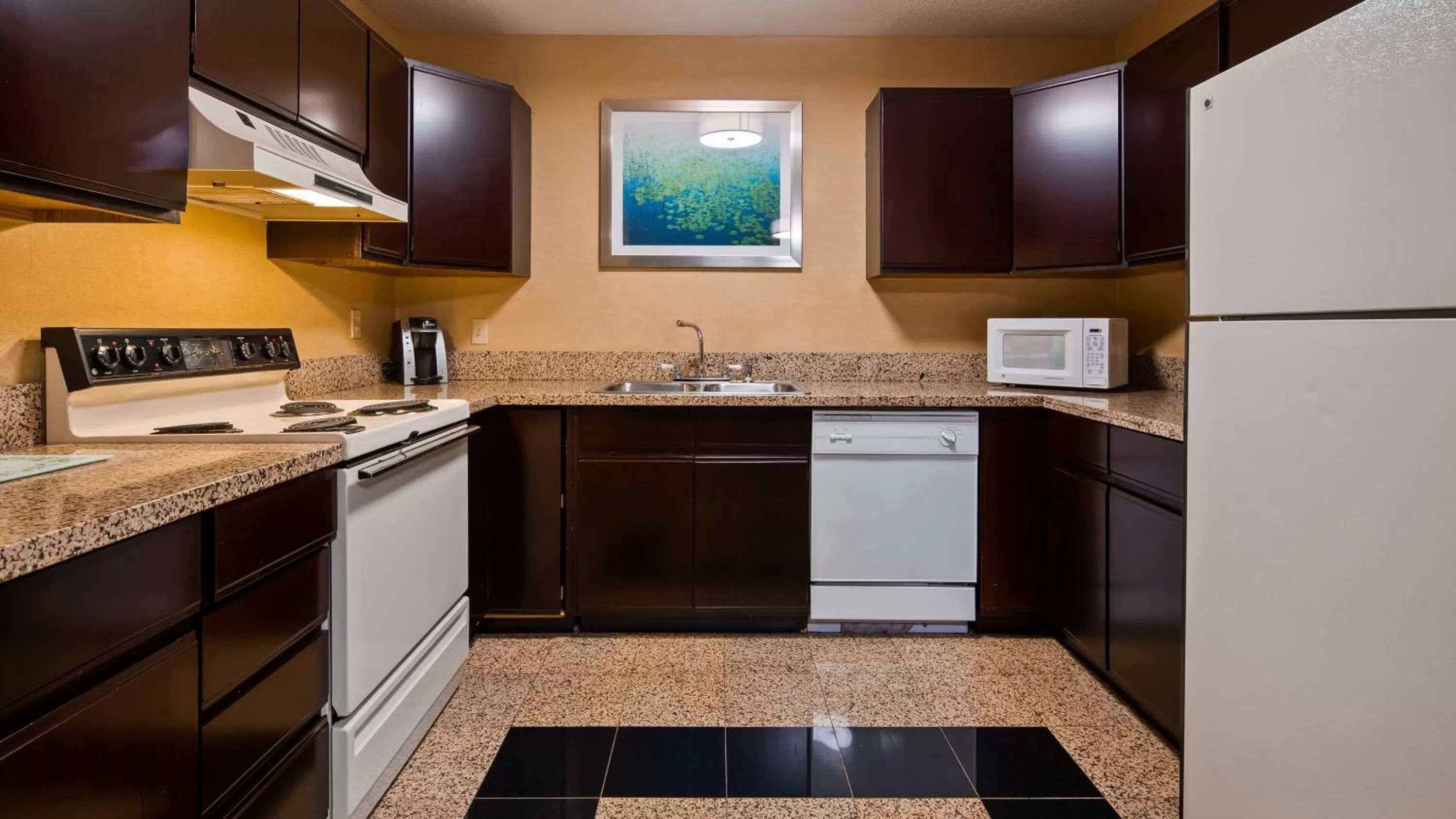 Photo of the whole room in Best Western Gaylord