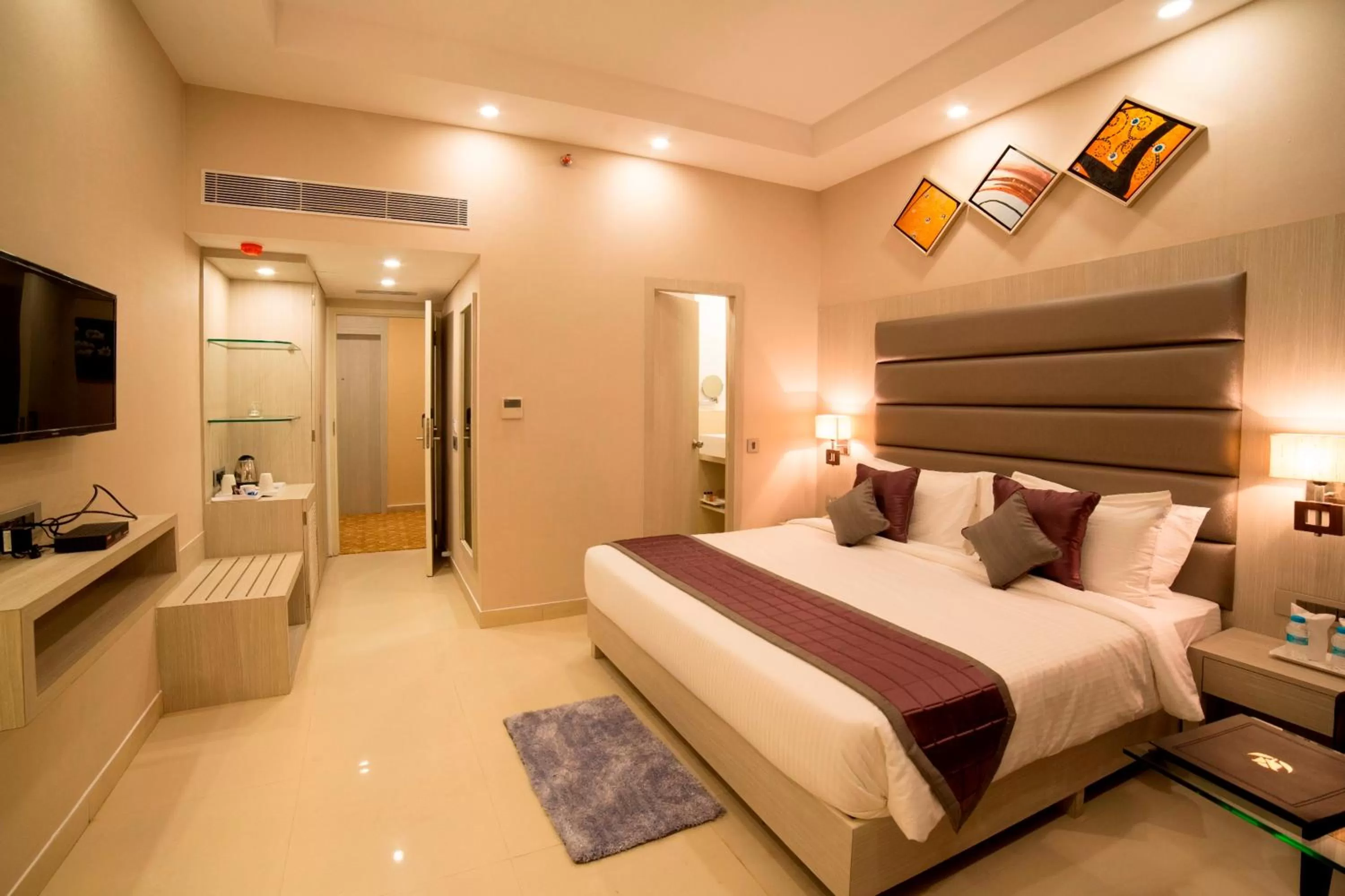 Bedroom, Room Photo in Golden Tulip Saltlake Kolkata