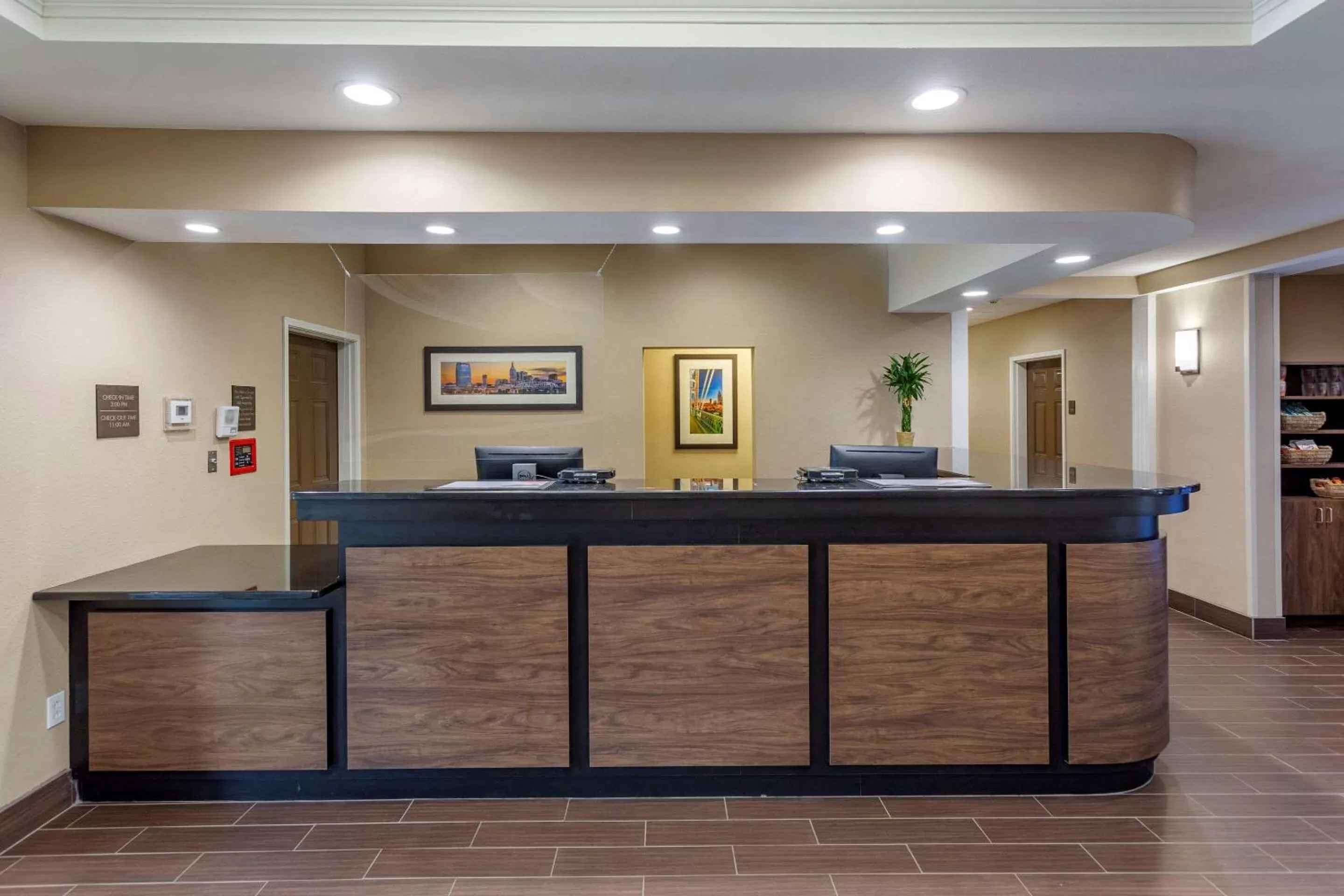 Lobby or reception in Comfort Suites Clarksville near Governors Square Mall