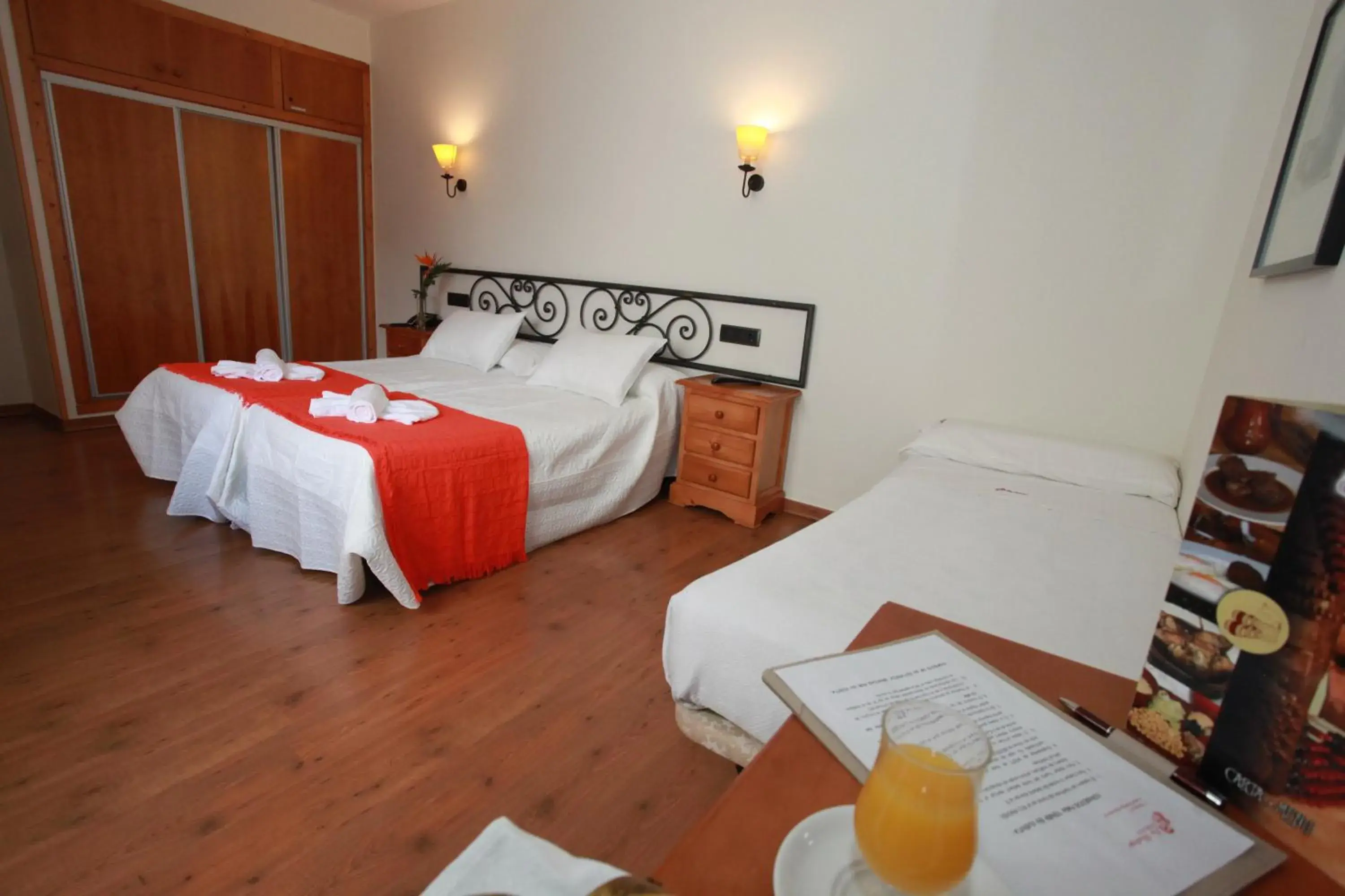 Photo of the whole room, Bed in Hotel La Bodega Photo of the whole room, Bed in Hotel La Bodega