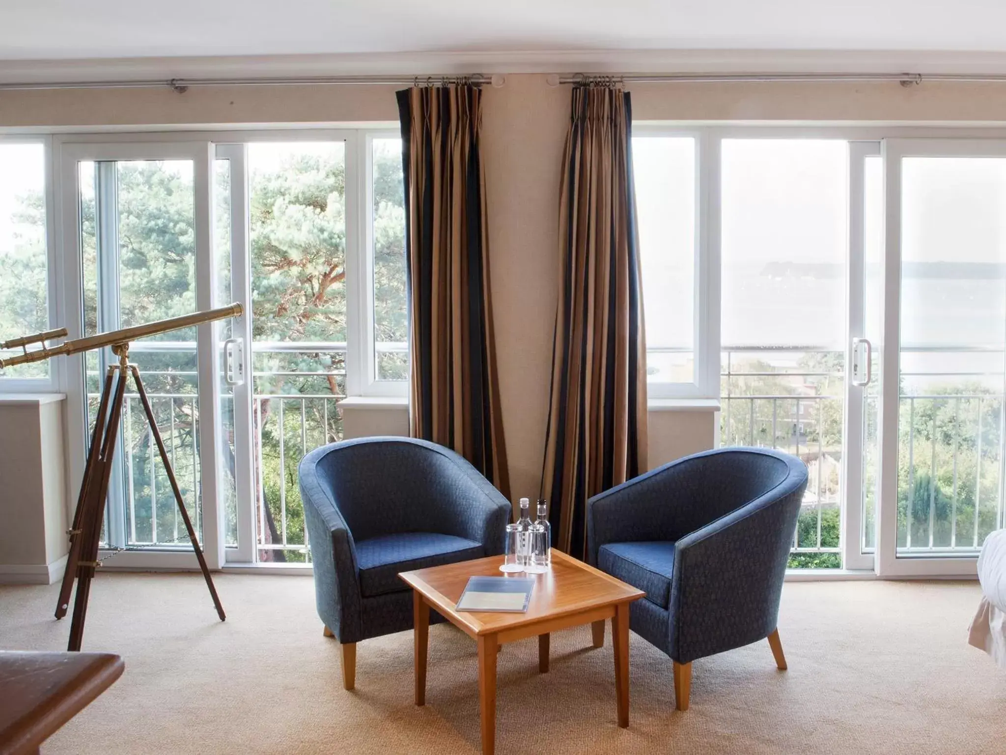 View (from property/room), Seating Area in Harbour Heights Hotel