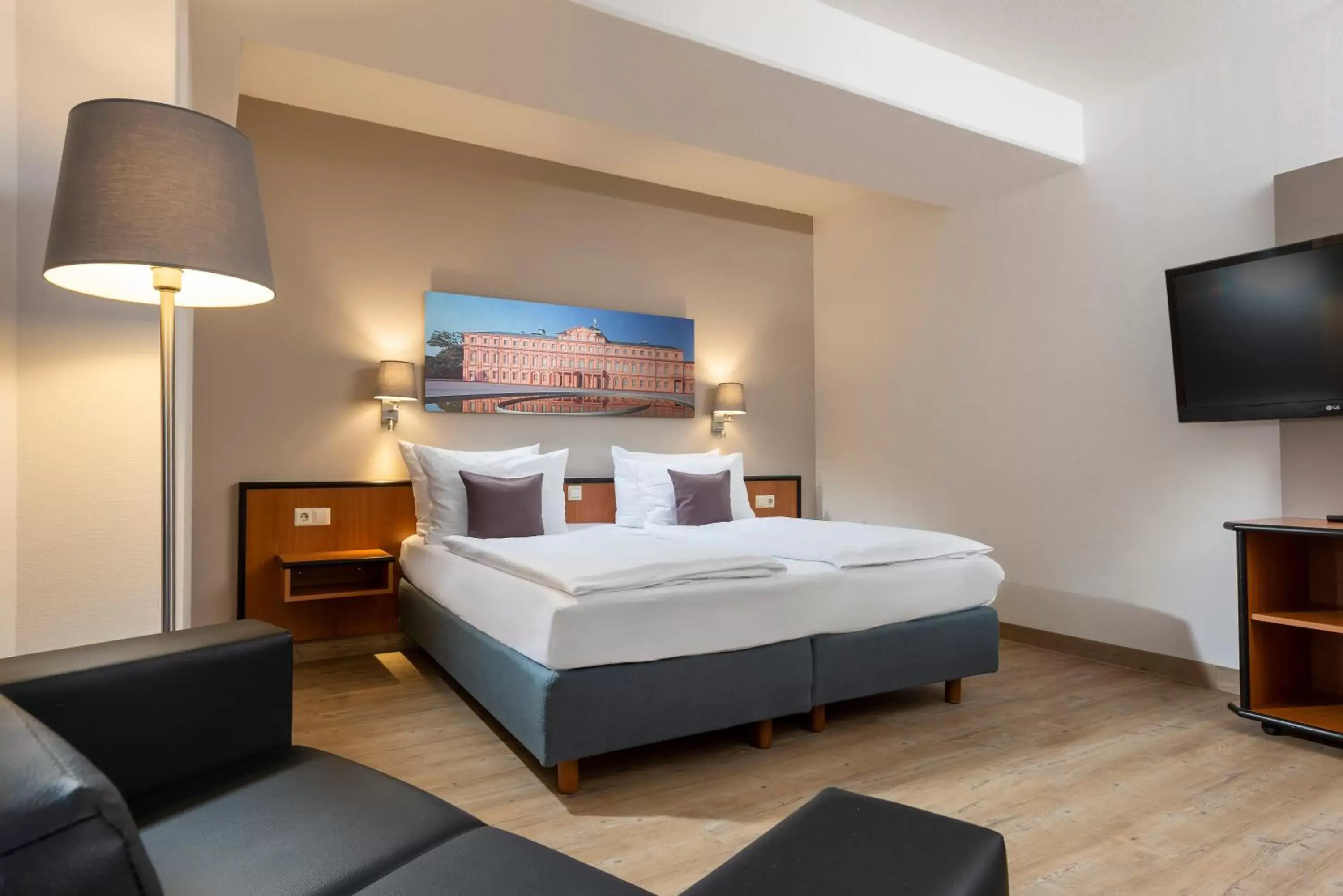Photo of the whole room, Bed in Best Western Hotel Rastatt