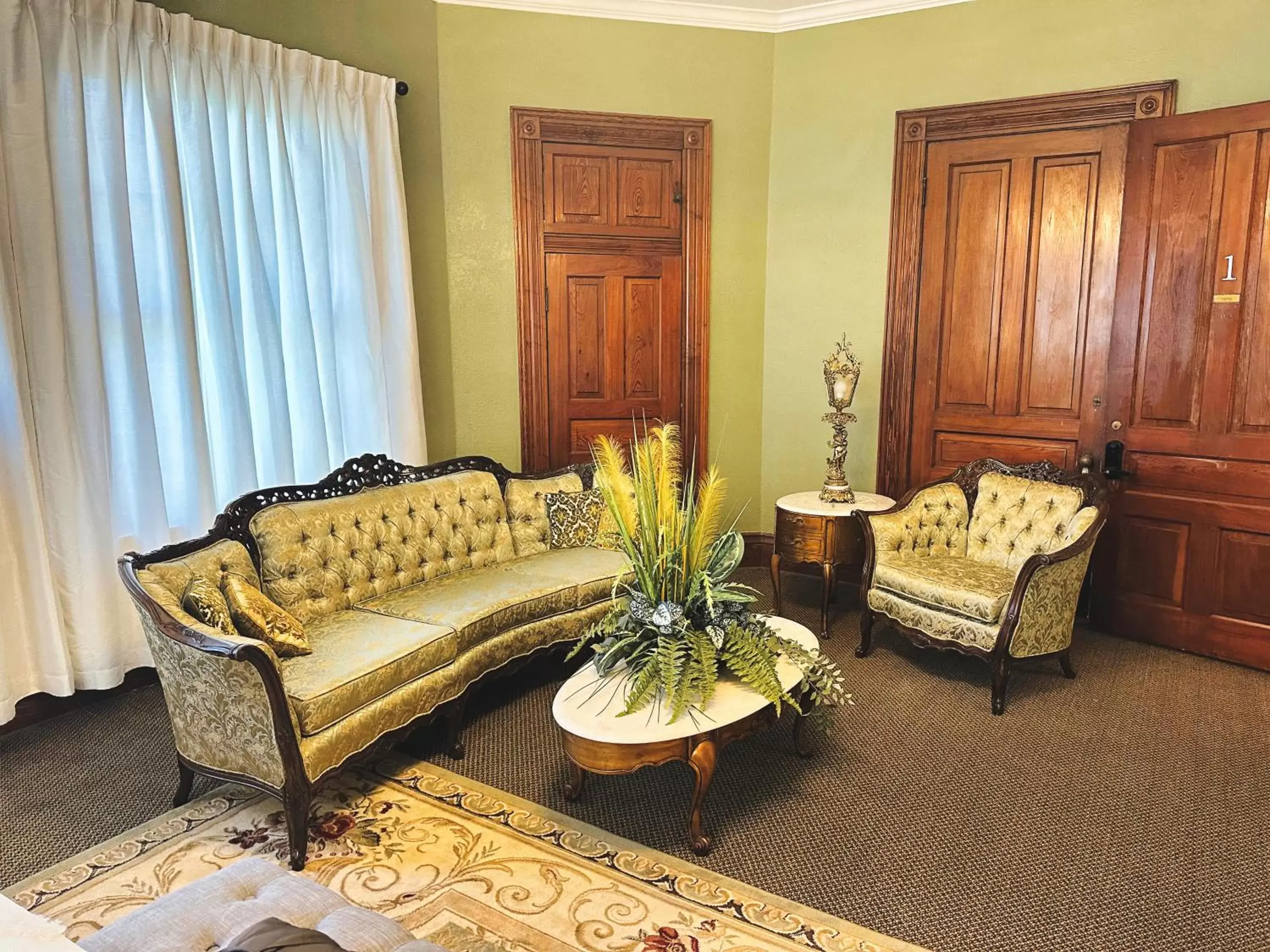 King Room with Balcony in The Mansion on 17th, formerly Schaefer Haus King Room with Balcony in The Mansion on 17th, formerly Schaefer Haus