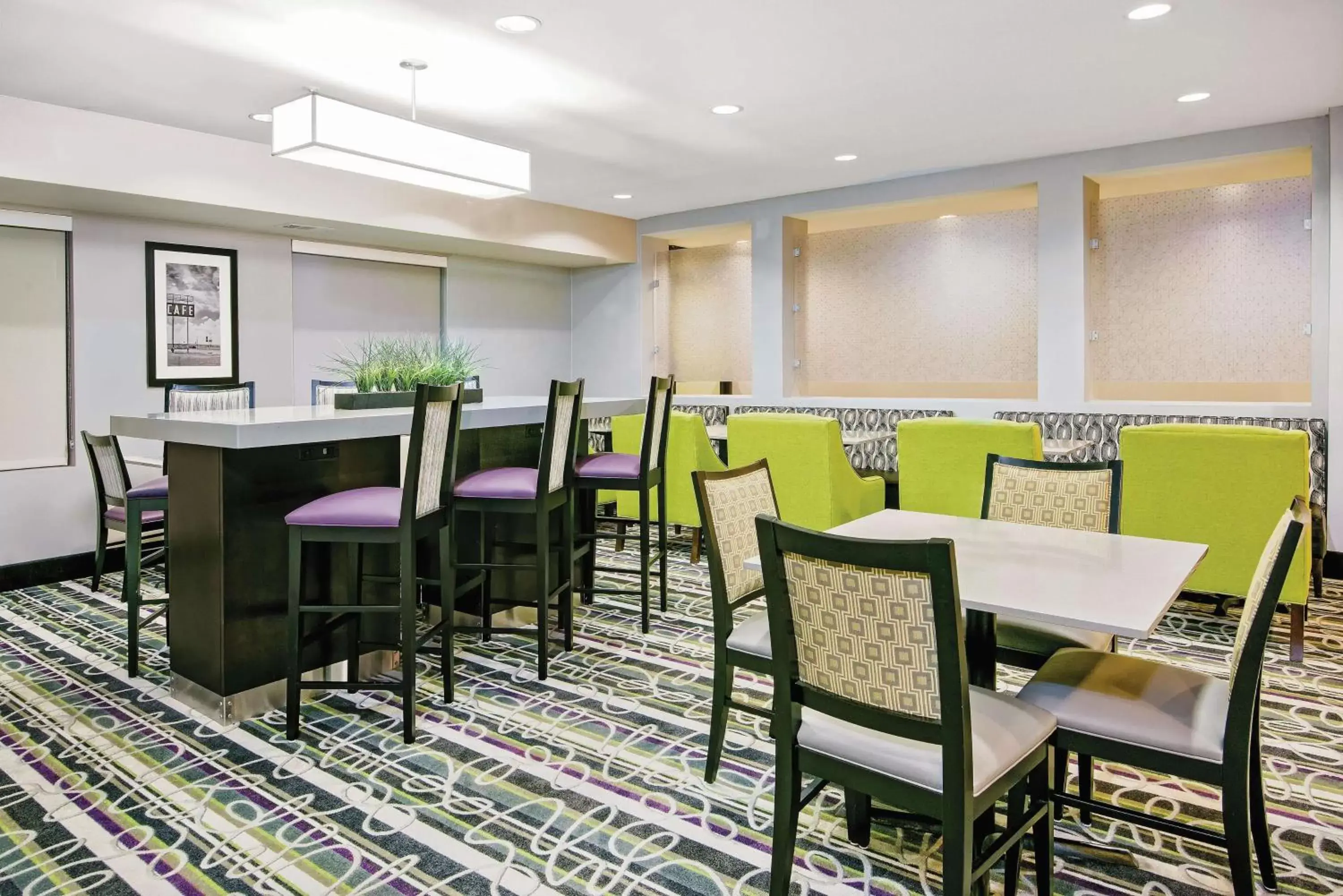 Restaurant/Places to Eat in La Quinta by Wyndham Houston North-Spring
