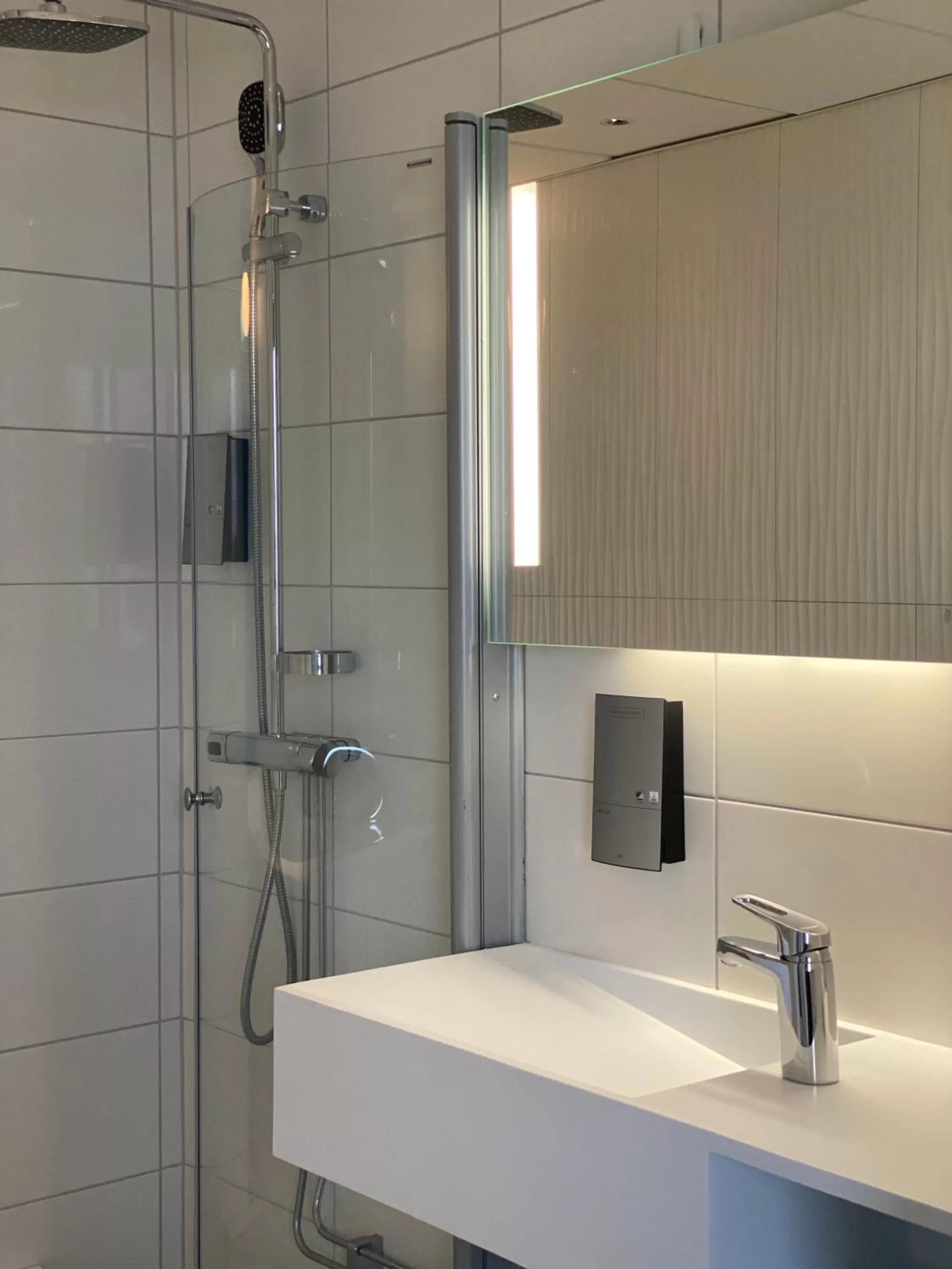 Bathroom in Strand City Hotel