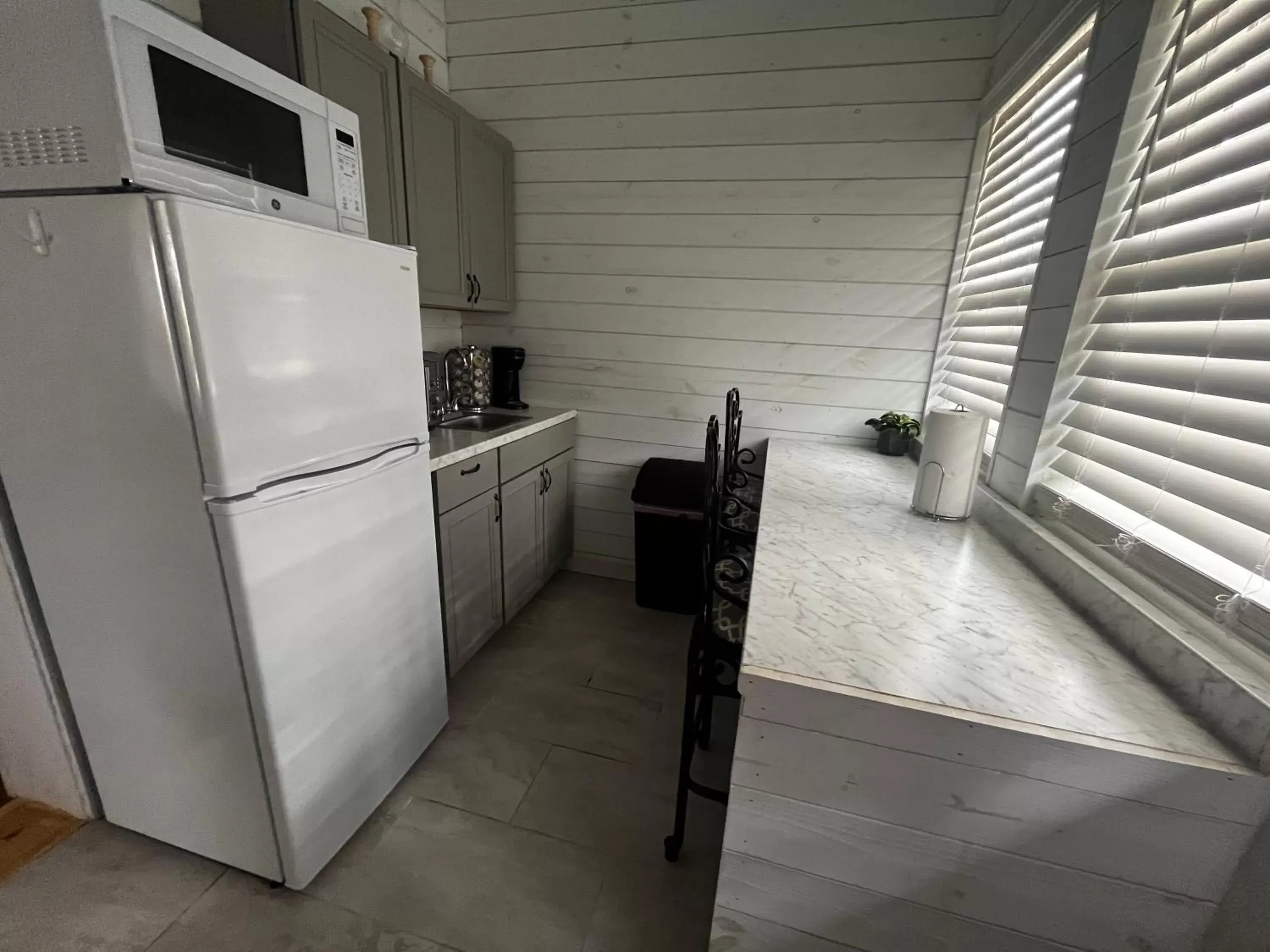 Kitchen/Kitchenette in Belton Bed and Breakfast