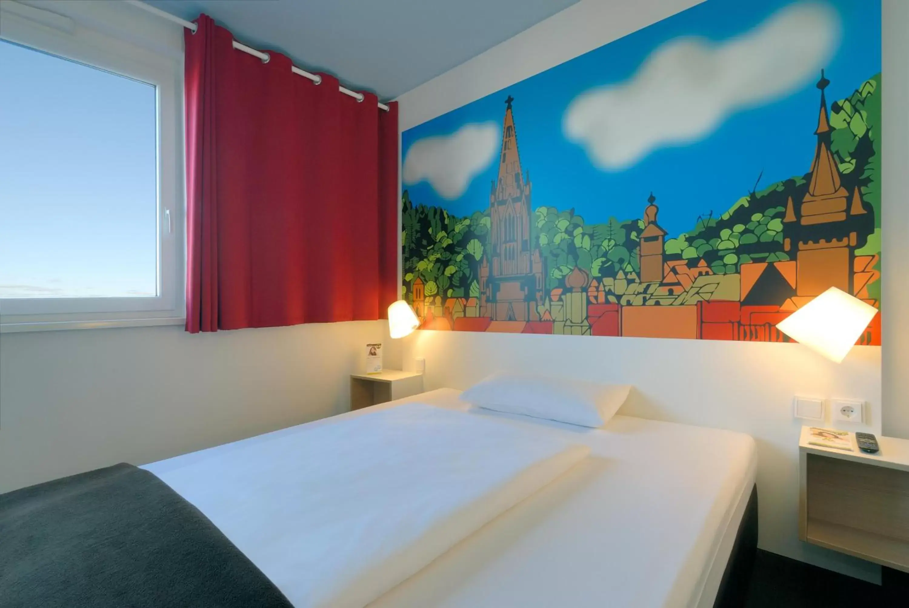 Photo of the whole room, Bed in B&B Hotel Freiburg-Süd