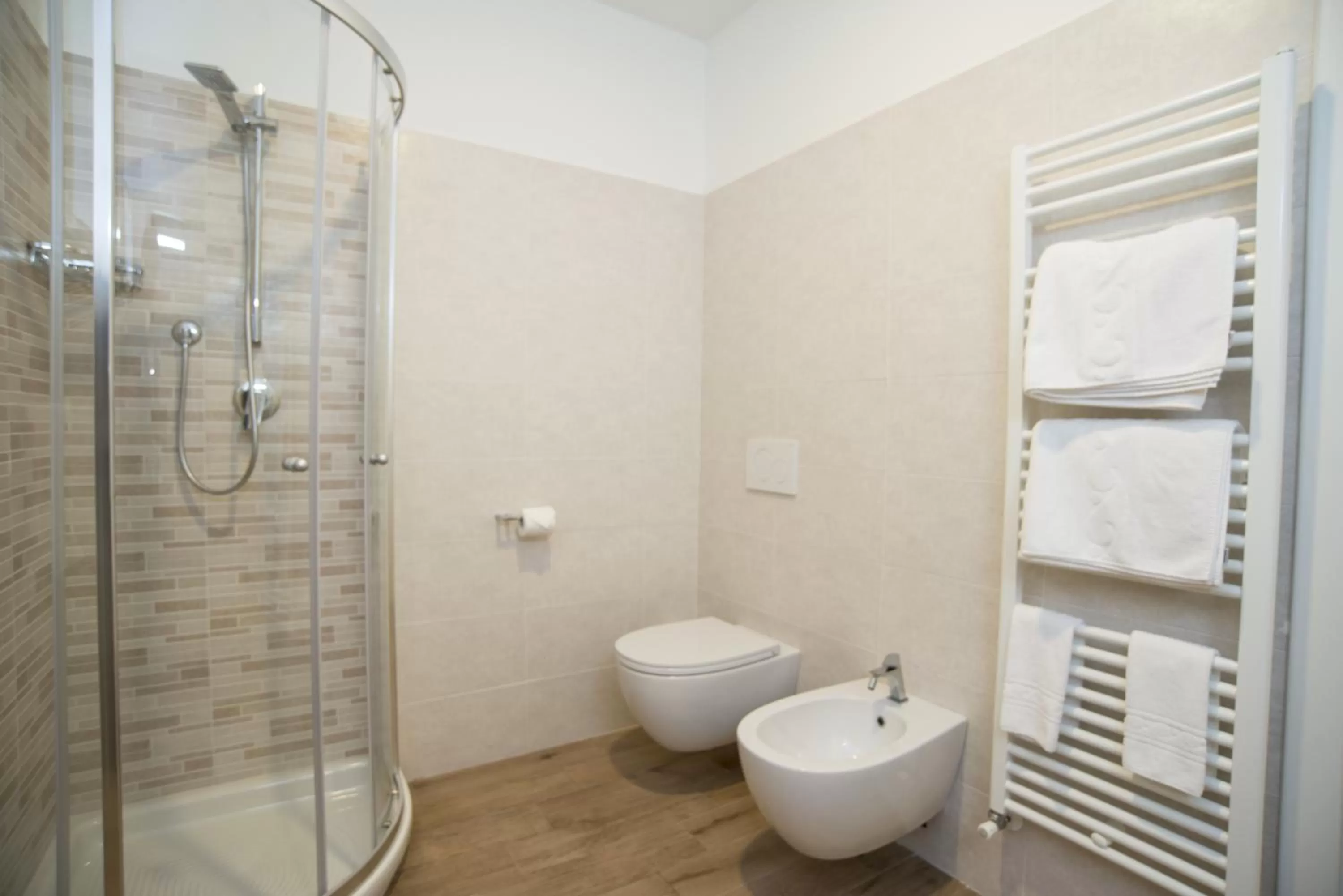 Bathroom in Hotel Astoria