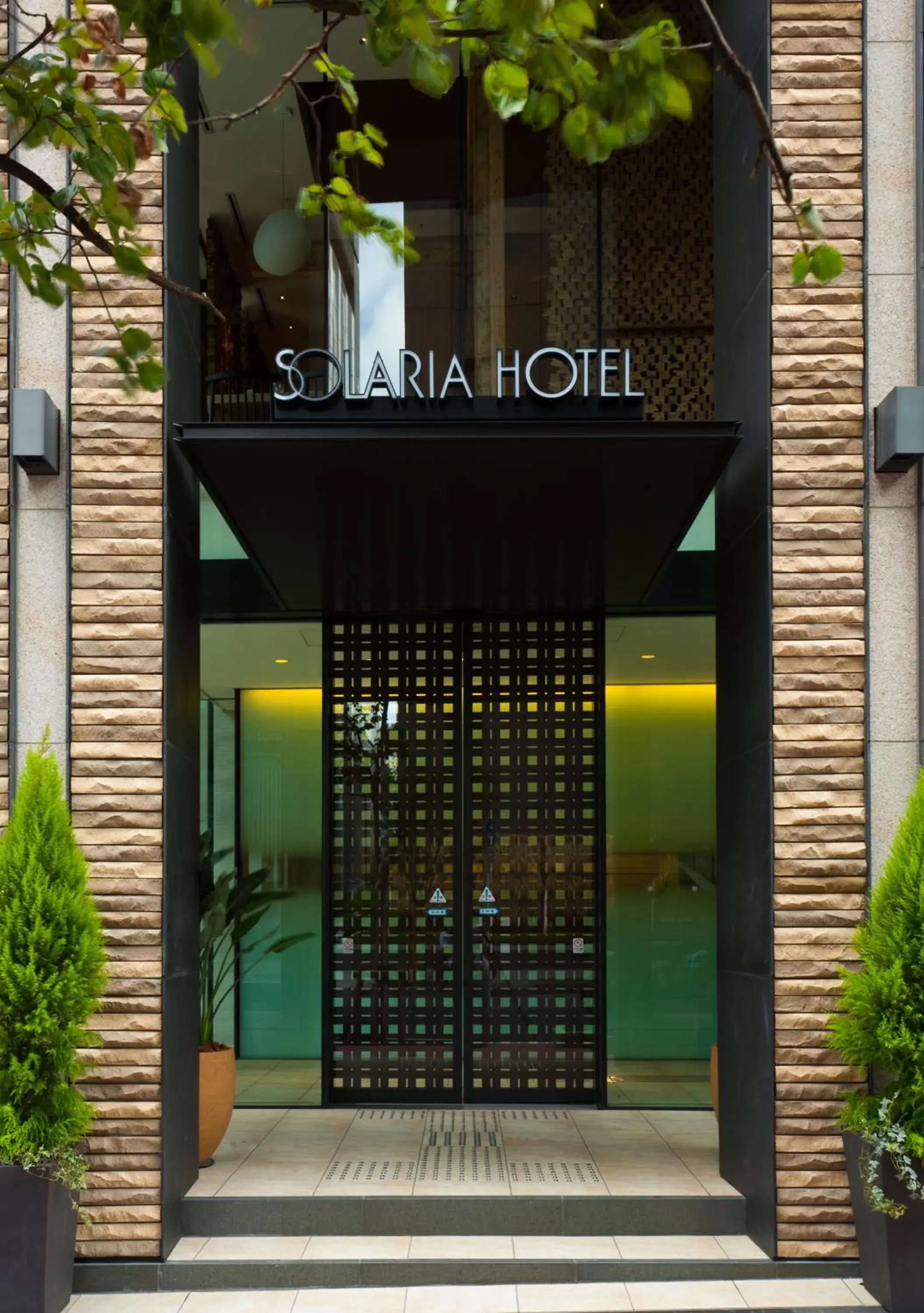 Facade/entrance in Solaria Nishitetsu Hotel Ginza Facade/entrance in Solaria Nishitetsu Hotel Ginza