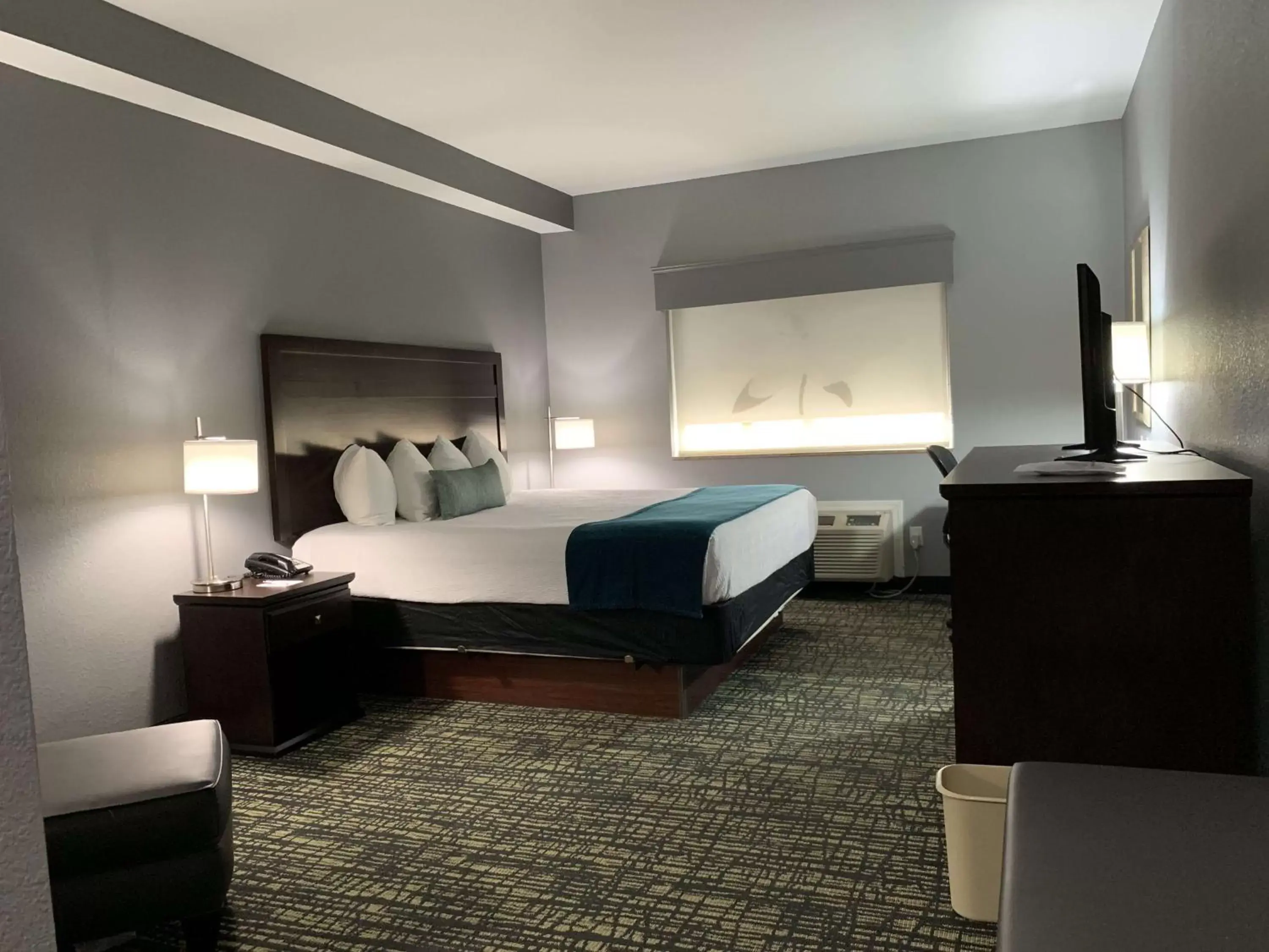 Photo of the whole room in Best Western Plus Olive Branch Hotel & Suites Photo of the whole room in Best Western Plus Olive Branch Hotel & Suites