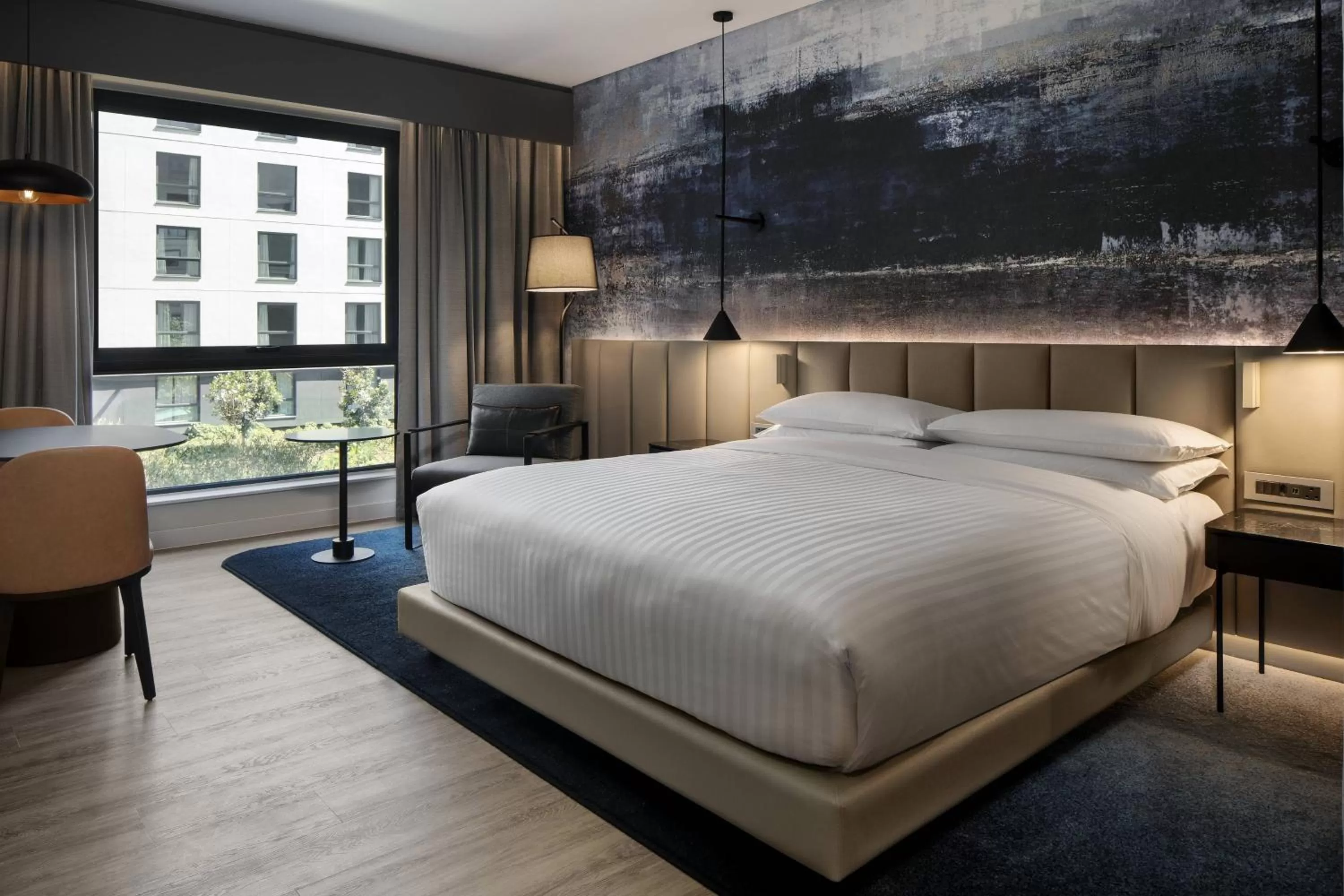 Photo of the whole room, Bed in Johannesburg Marriott Hotel Melrose Arch