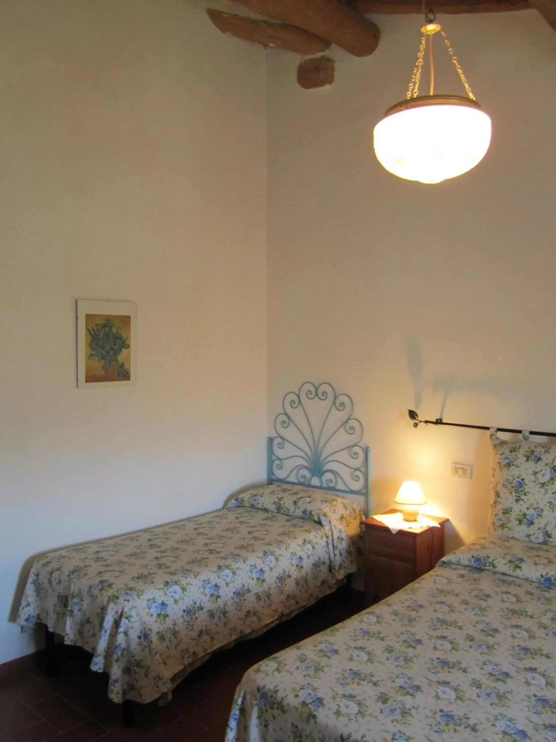 Triple Room with Private External Bathroom in A Casa di Lizzy B&B Triple Room with Private External Bathroom in A Casa di Lizzy B&B