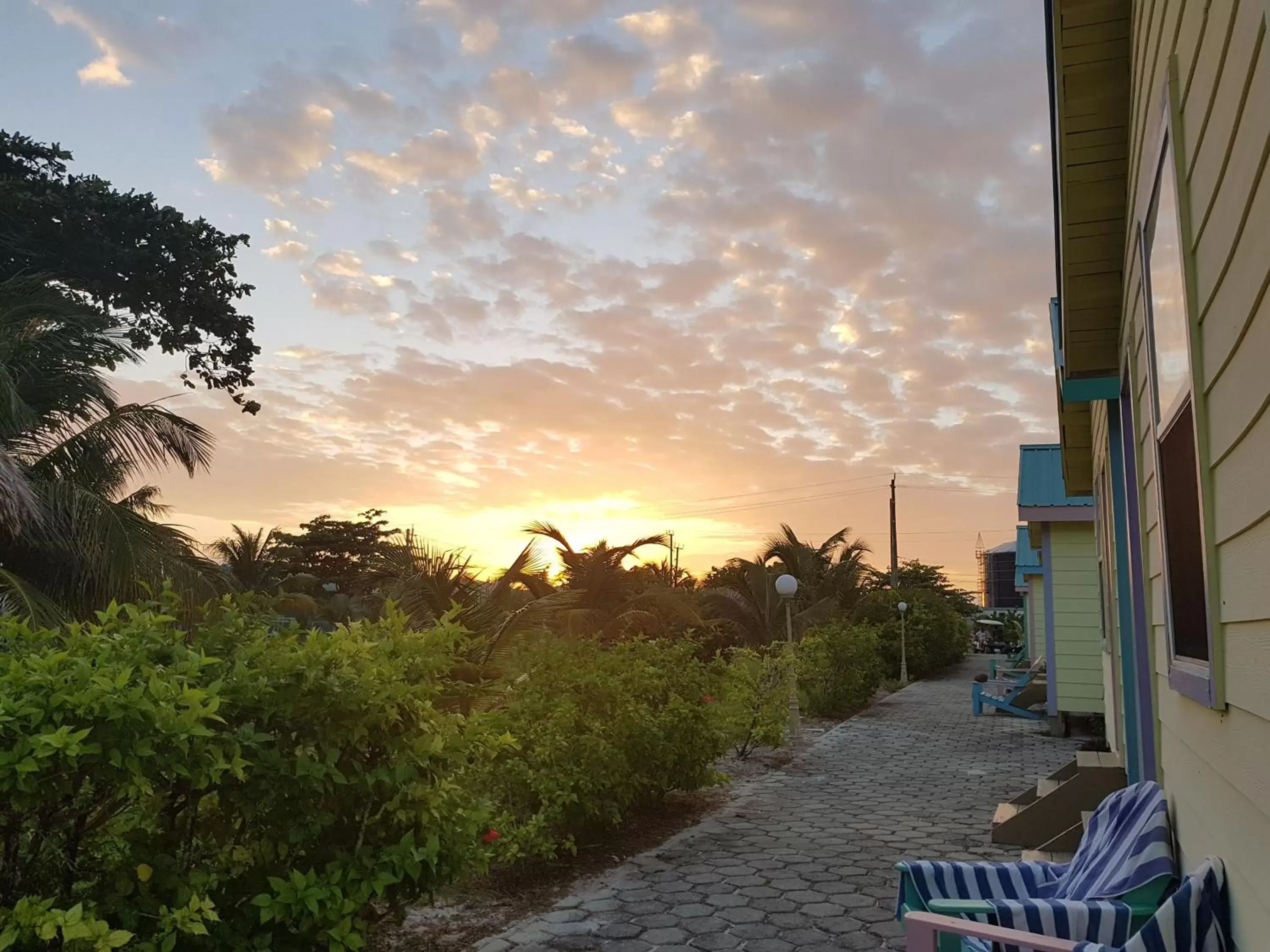 Sunset, Sunrise/Sunset in Royal Caribbean Resort