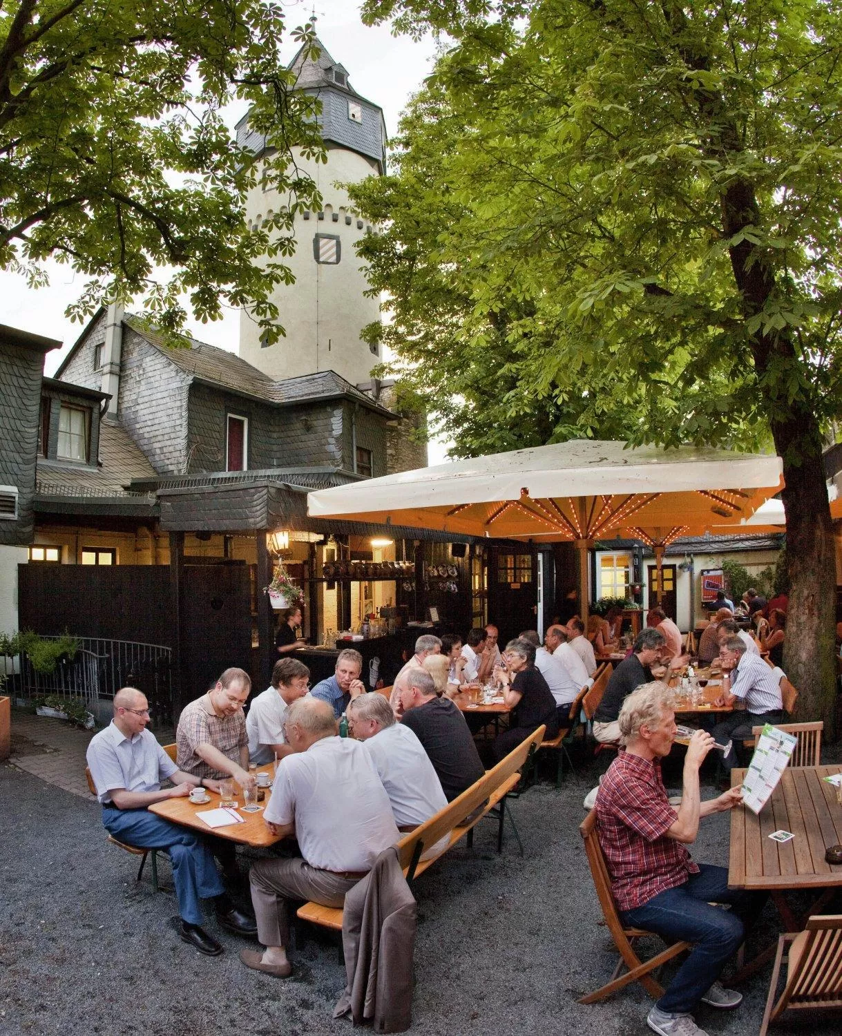 People in Best Western Premier IB Hotel Friedberger Warte