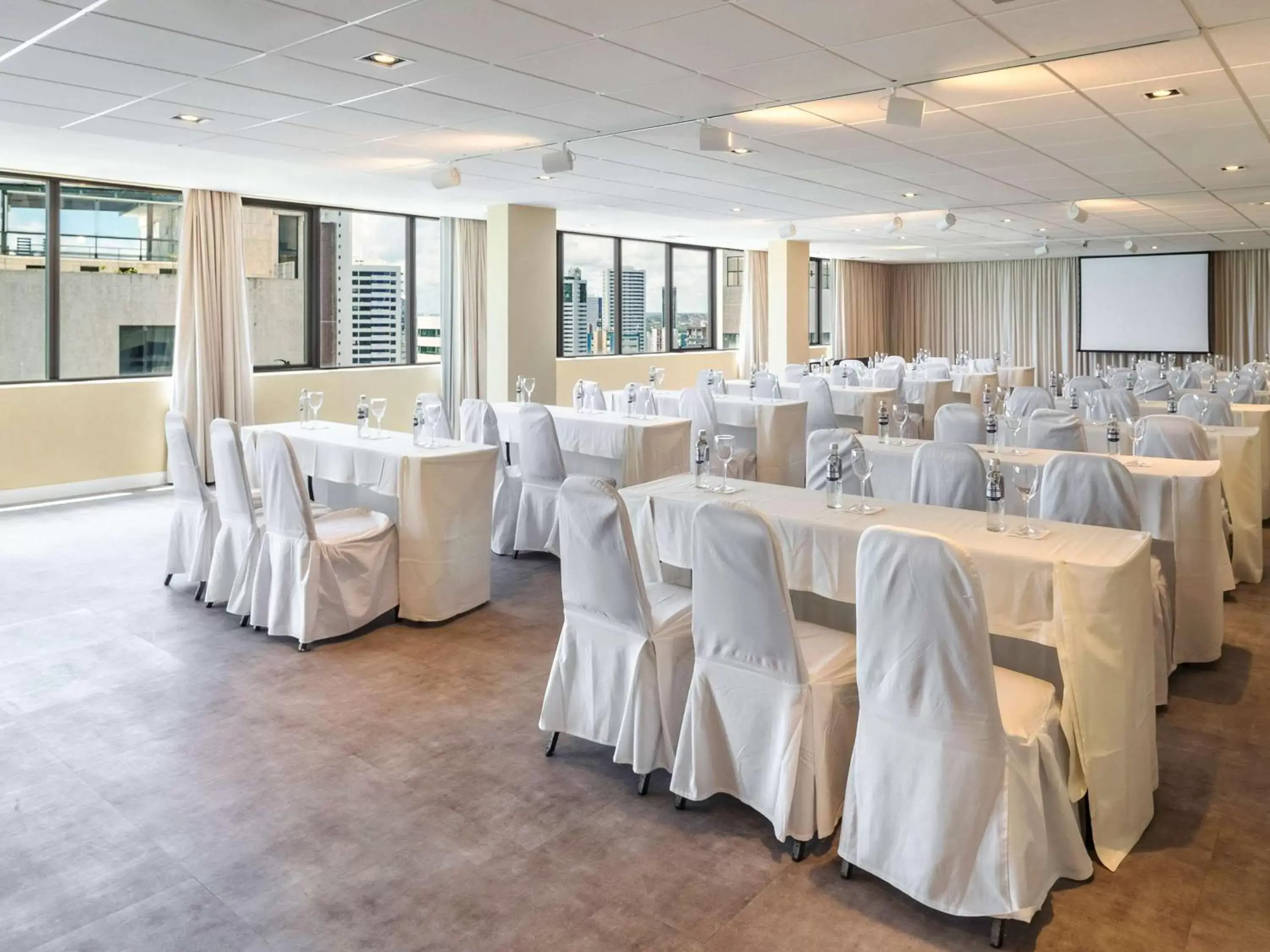 On site, Banquet Facilities in Grand Mercure Recife Boa Viagem