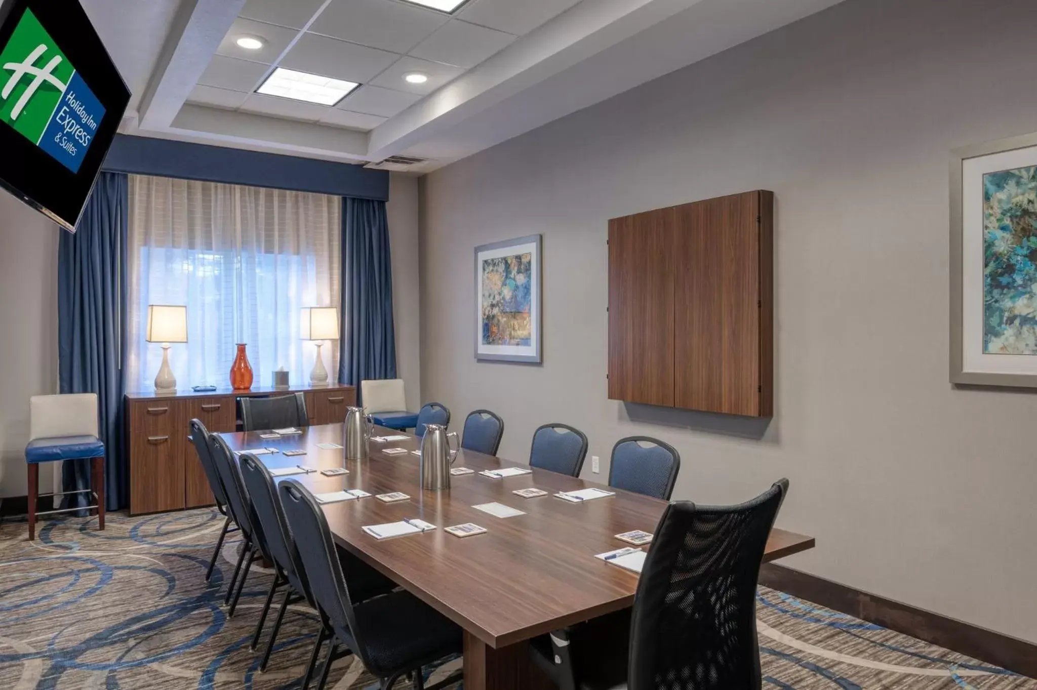 Meeting/conference room in Holiday Inn Express and Suites Edwardsville, an IHG Hotel
