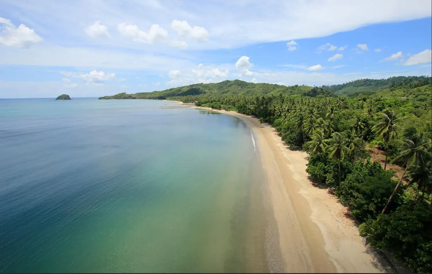 Beach, Bird's-eye View in Balai Adlao