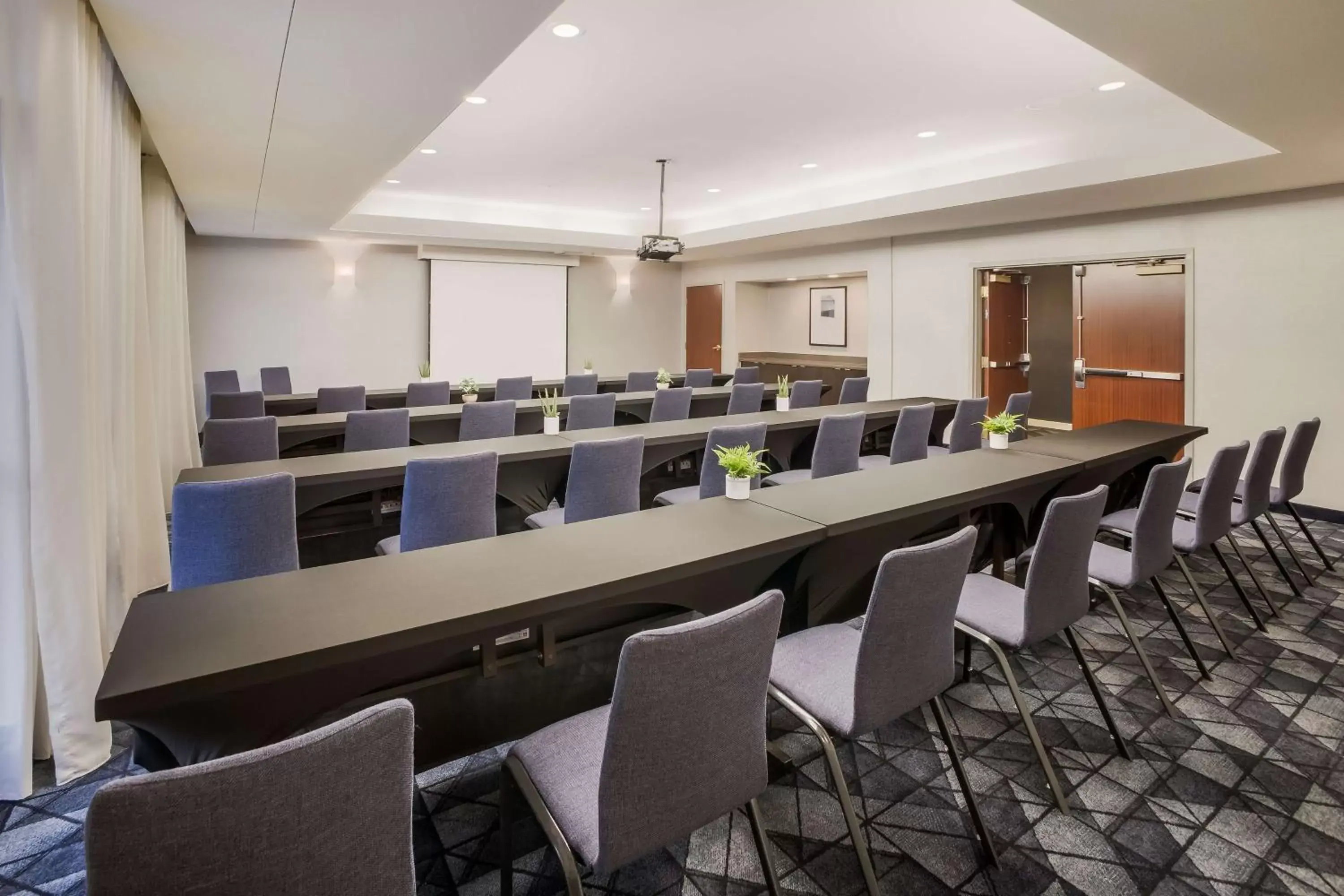 Meeting/conference room in Sonesta Select Phoenix Chandler