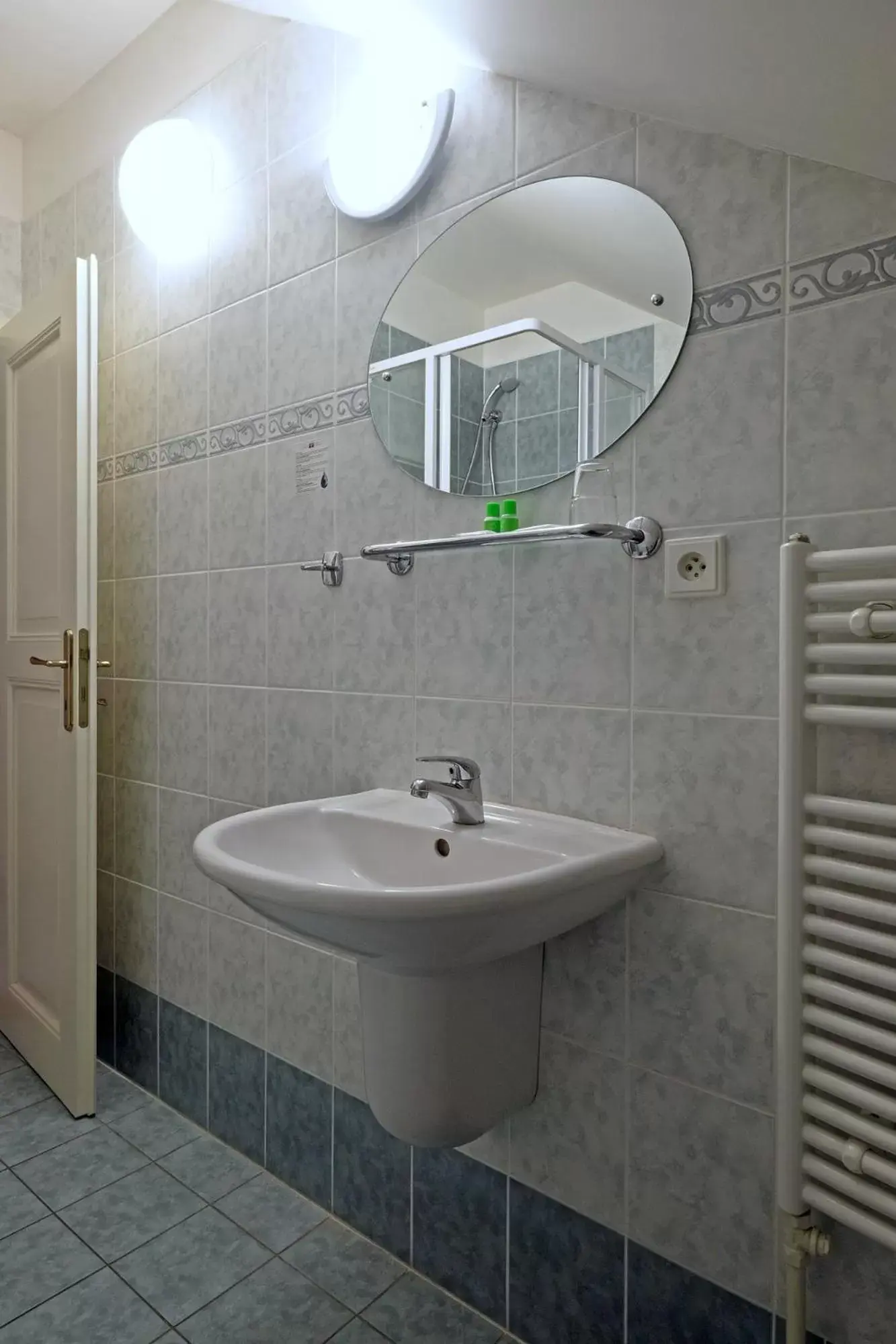 Bathroom in Vila U Varhanáře