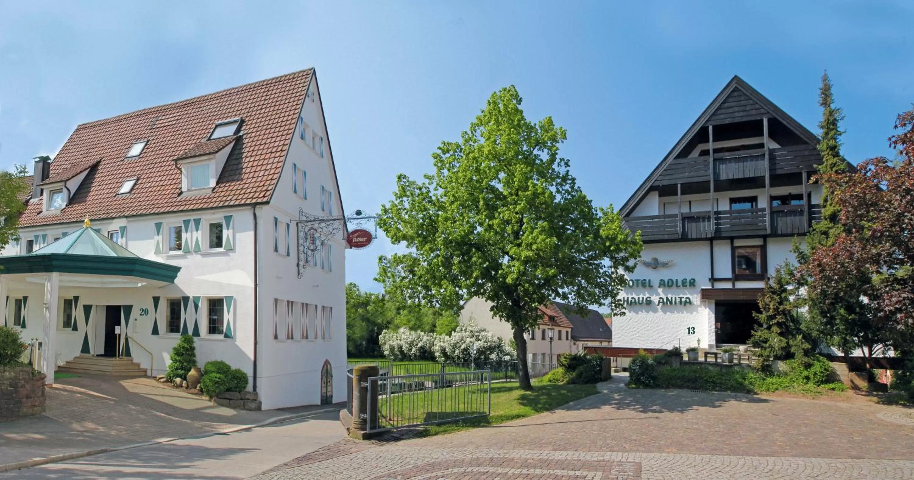Property building in Hotel-Restaurant Arneggers Adler