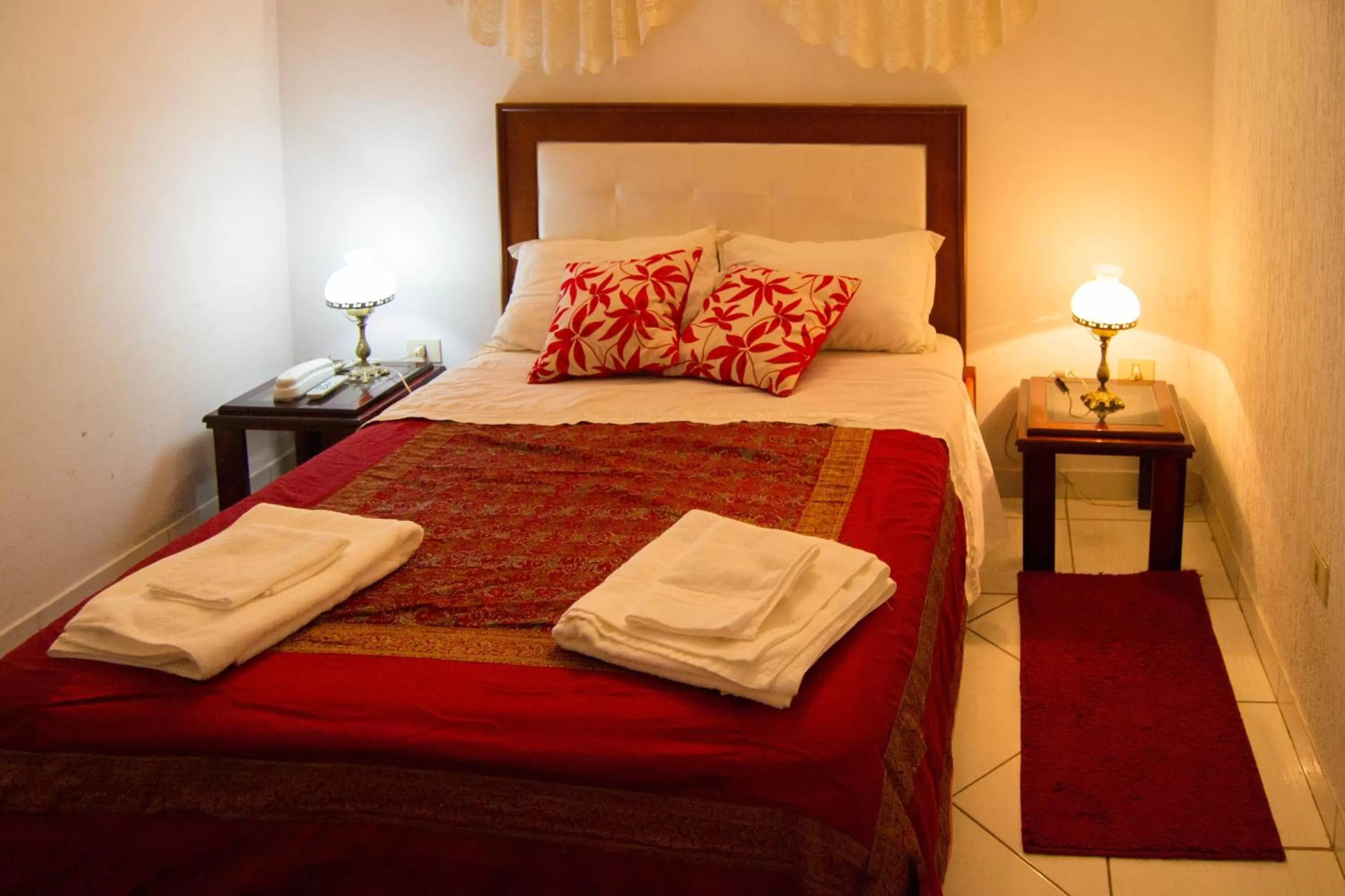Bedroom, Bed in Hotel & Restaurante Guarania
