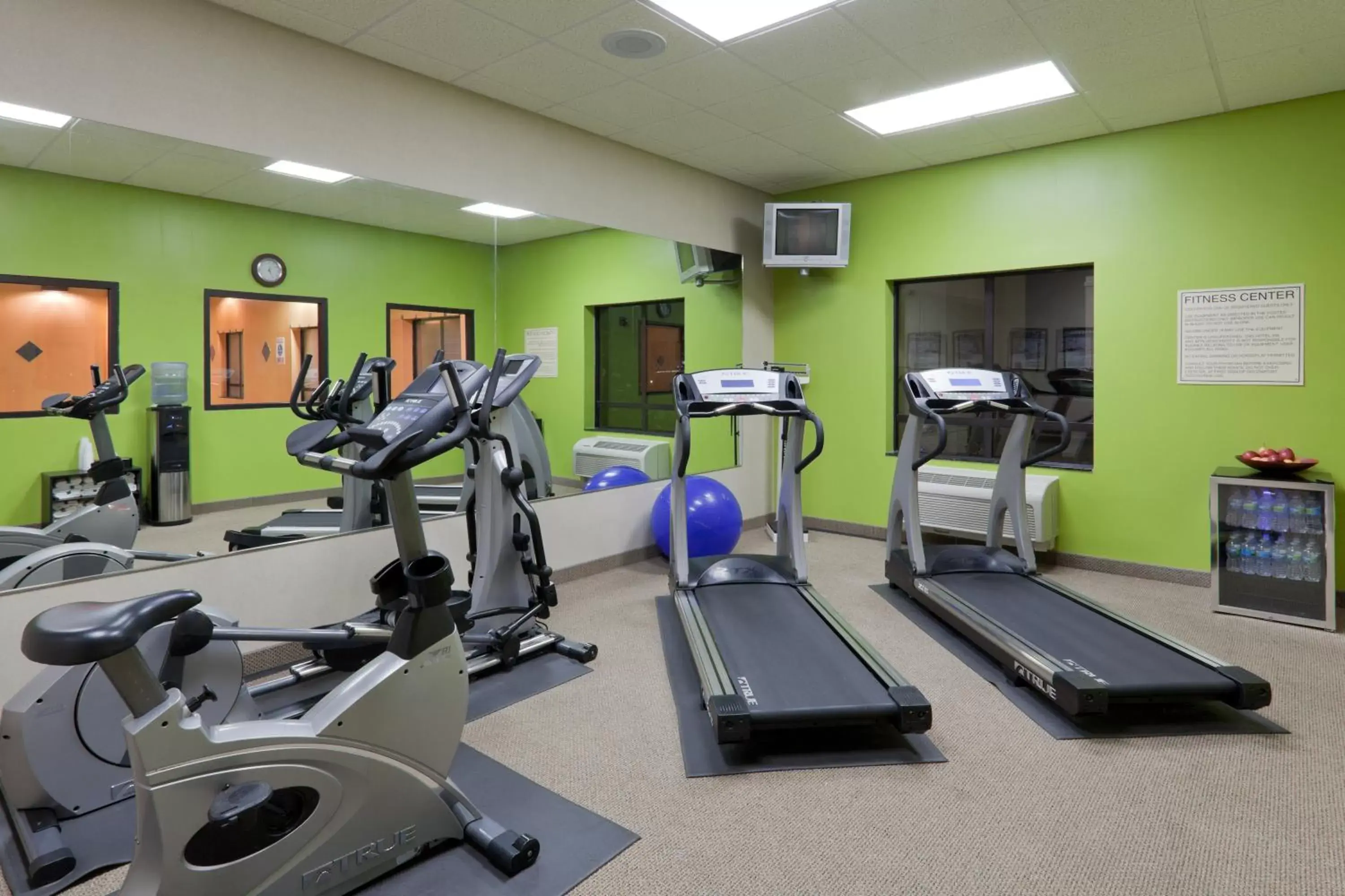 Fitness centre/facilities, Fitness Center/Facilities in Holiday Inn Carbondale - Conference Center, an IHG Hotel