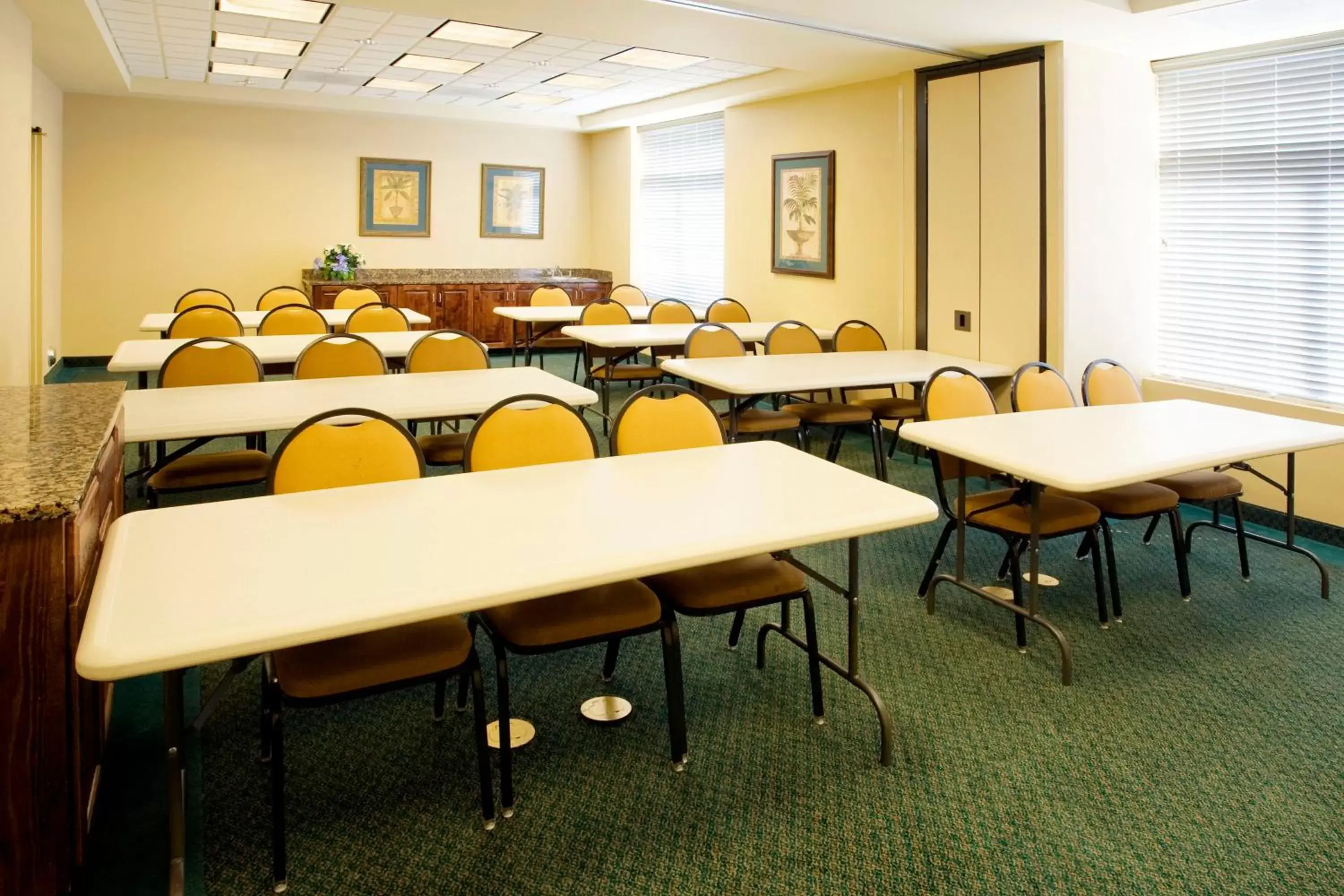 Meeting/conference room in Extended Stay America Suites - Chesapeake - Greenbrier Circle