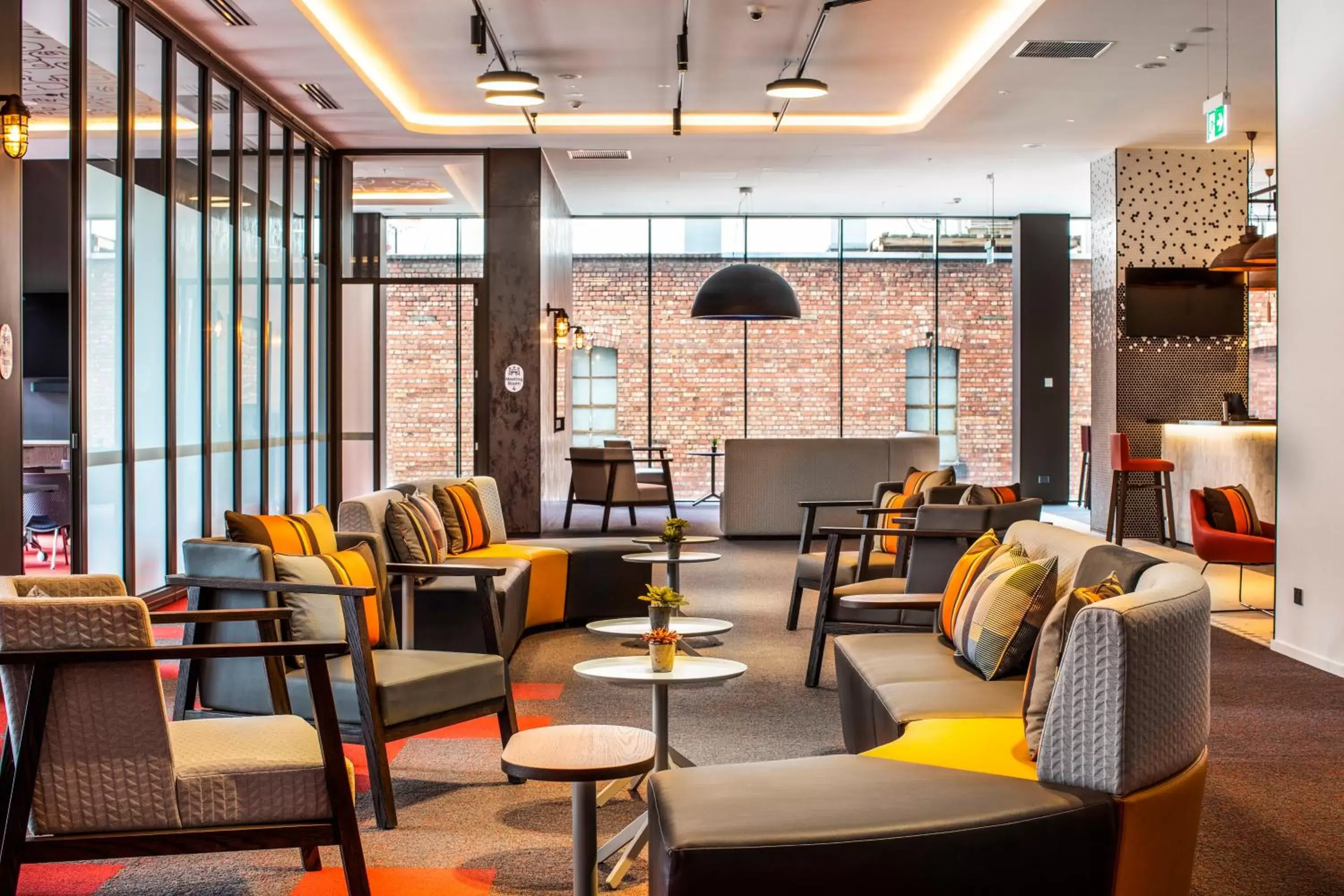 Lounge or bar, Restaurant/Places to Eat in Holiday Inn Express Melbourne Little Collins, an IHG Hotel
