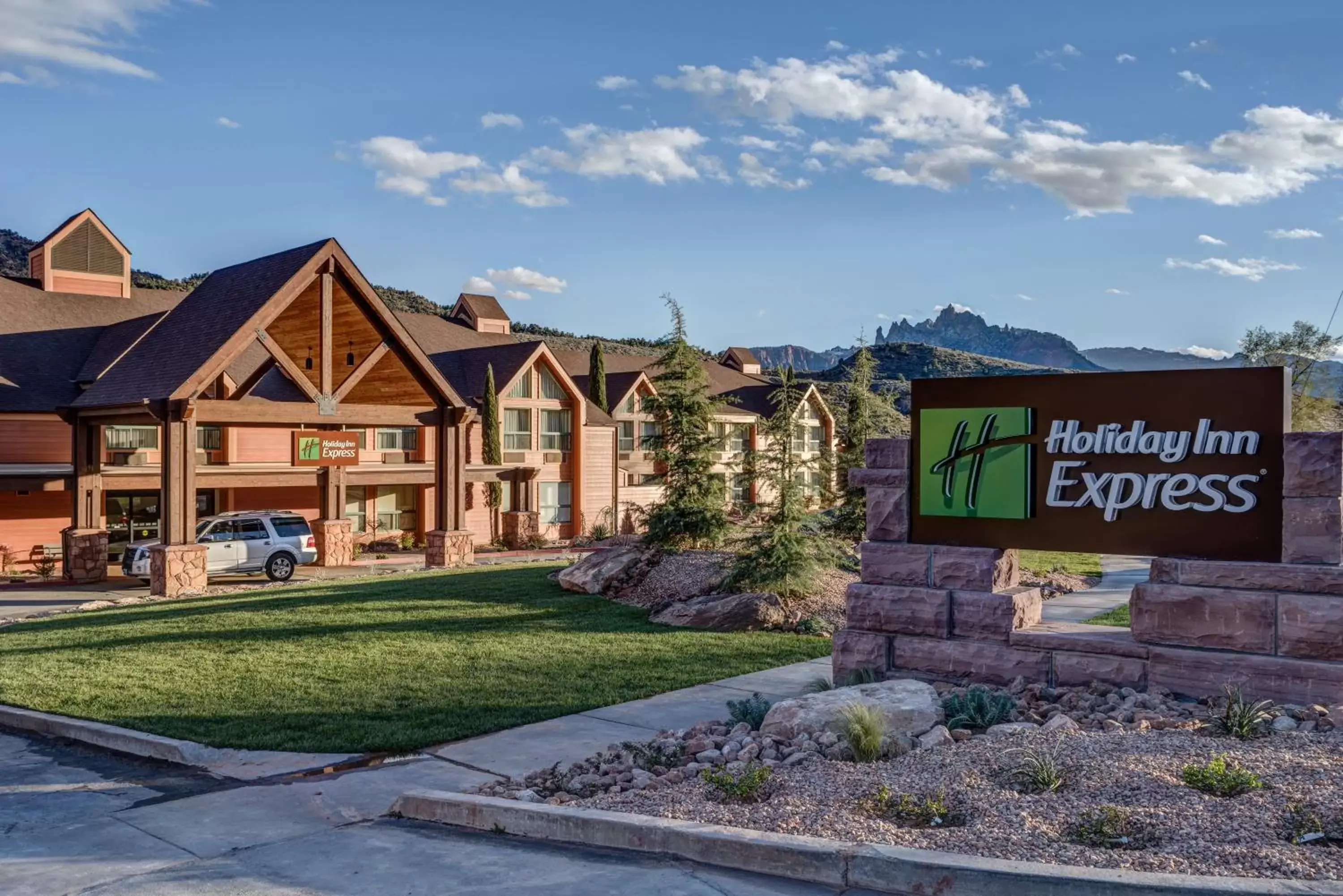 Property Building in Holiday Inn Express Springdale - Zion National Park Area, an IHG Hotel