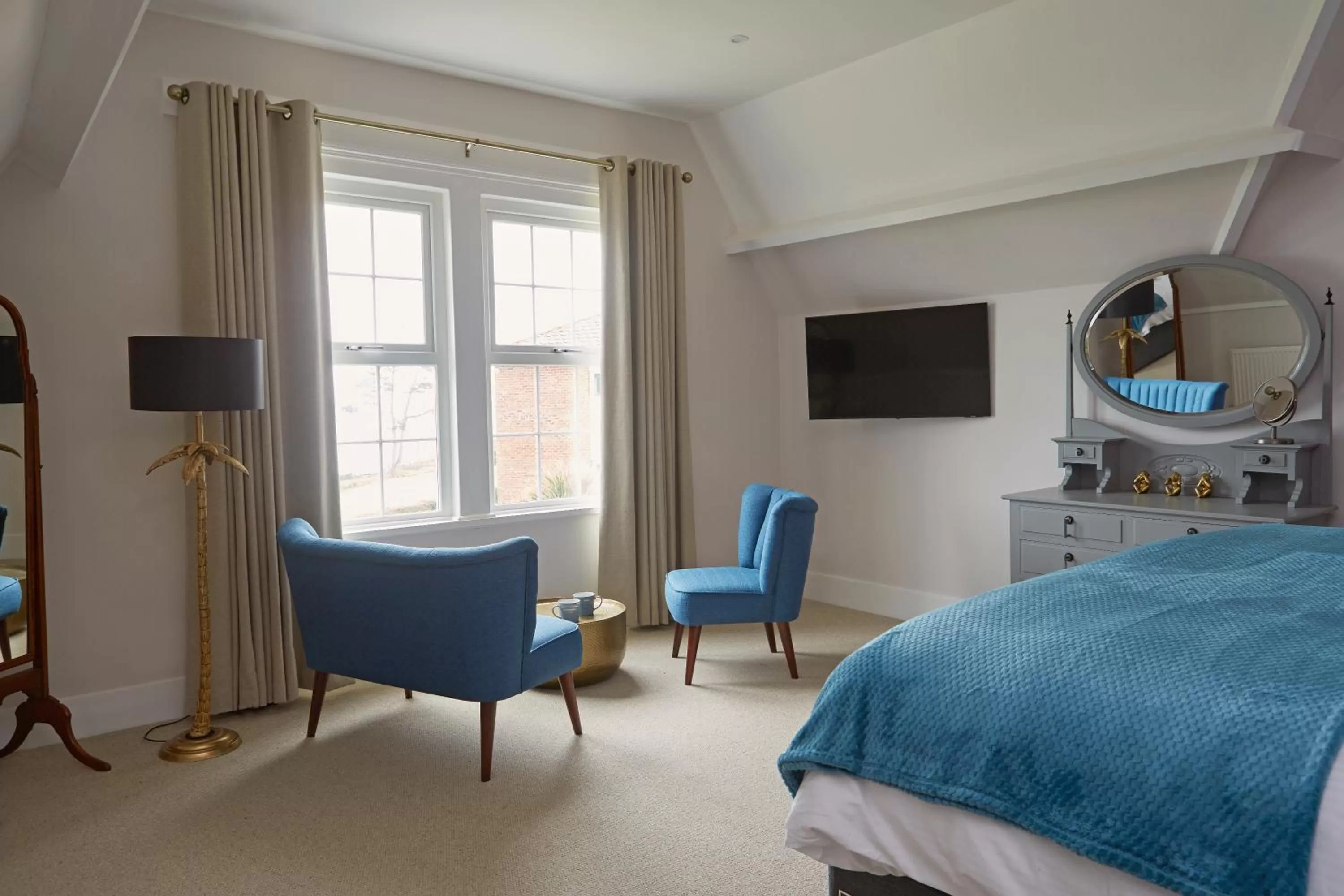 TV and multimedia, Bed in Sentry Mead Hotel