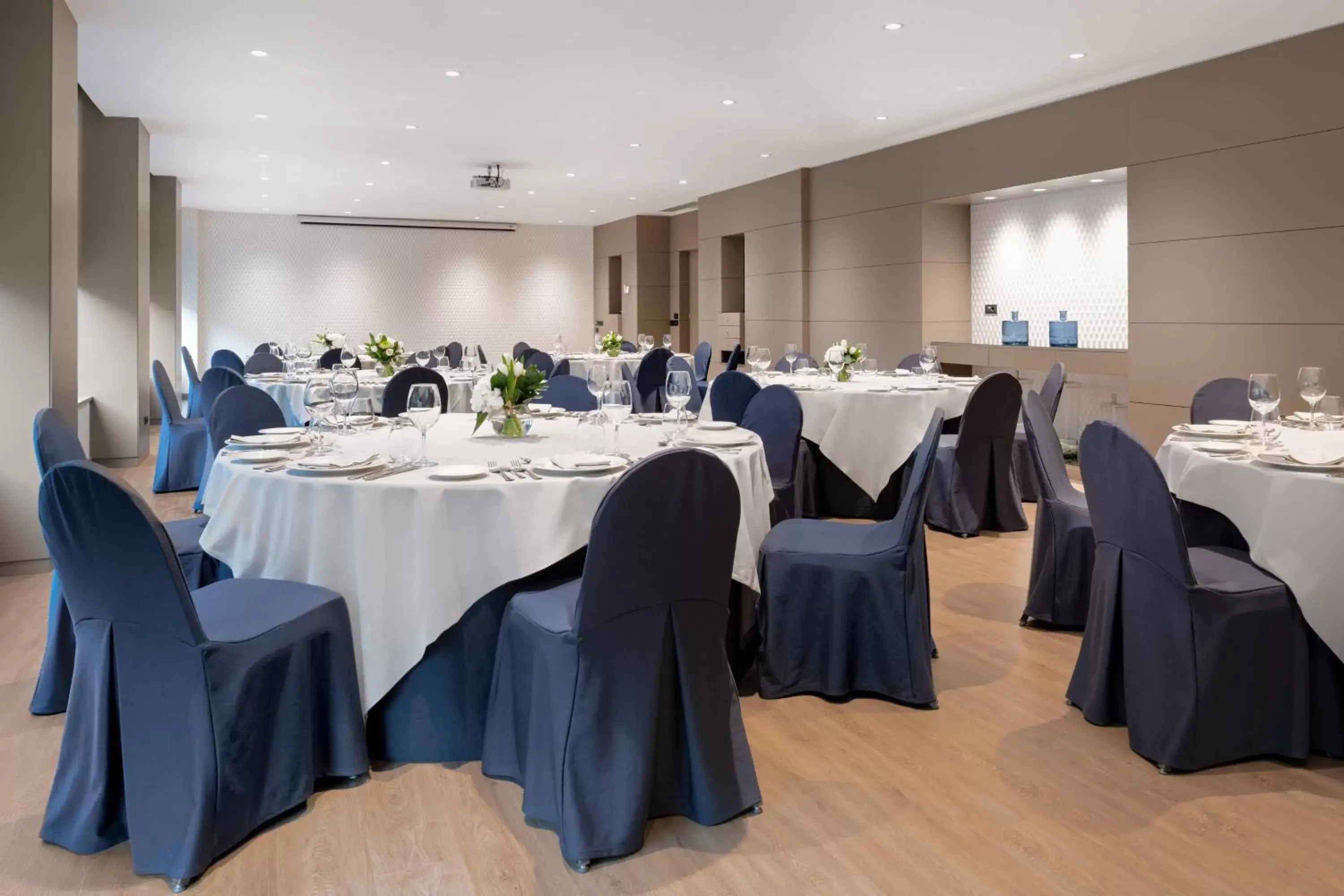 Meeting/conference room, Banquet Facilities in AC Hotel La Rioja by Marriott