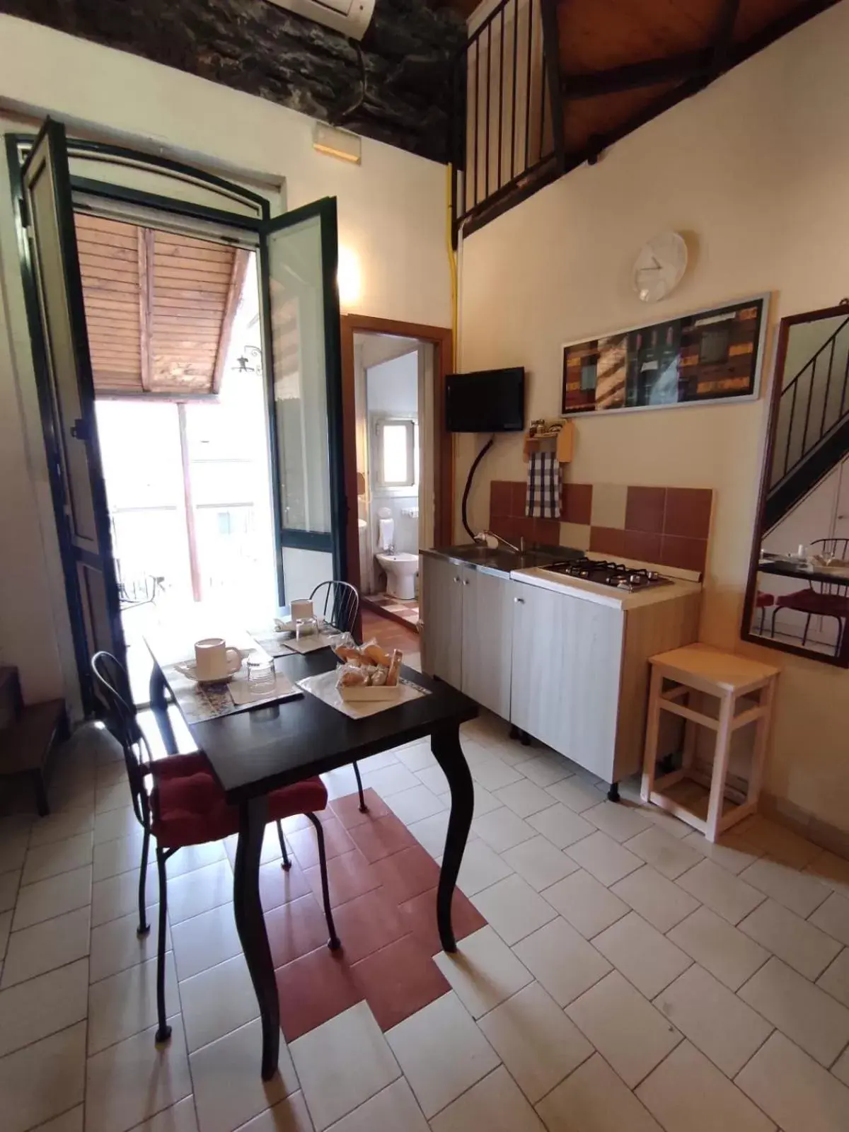 Kitchen or kitchenette, Dining Area in Al Mare In Città