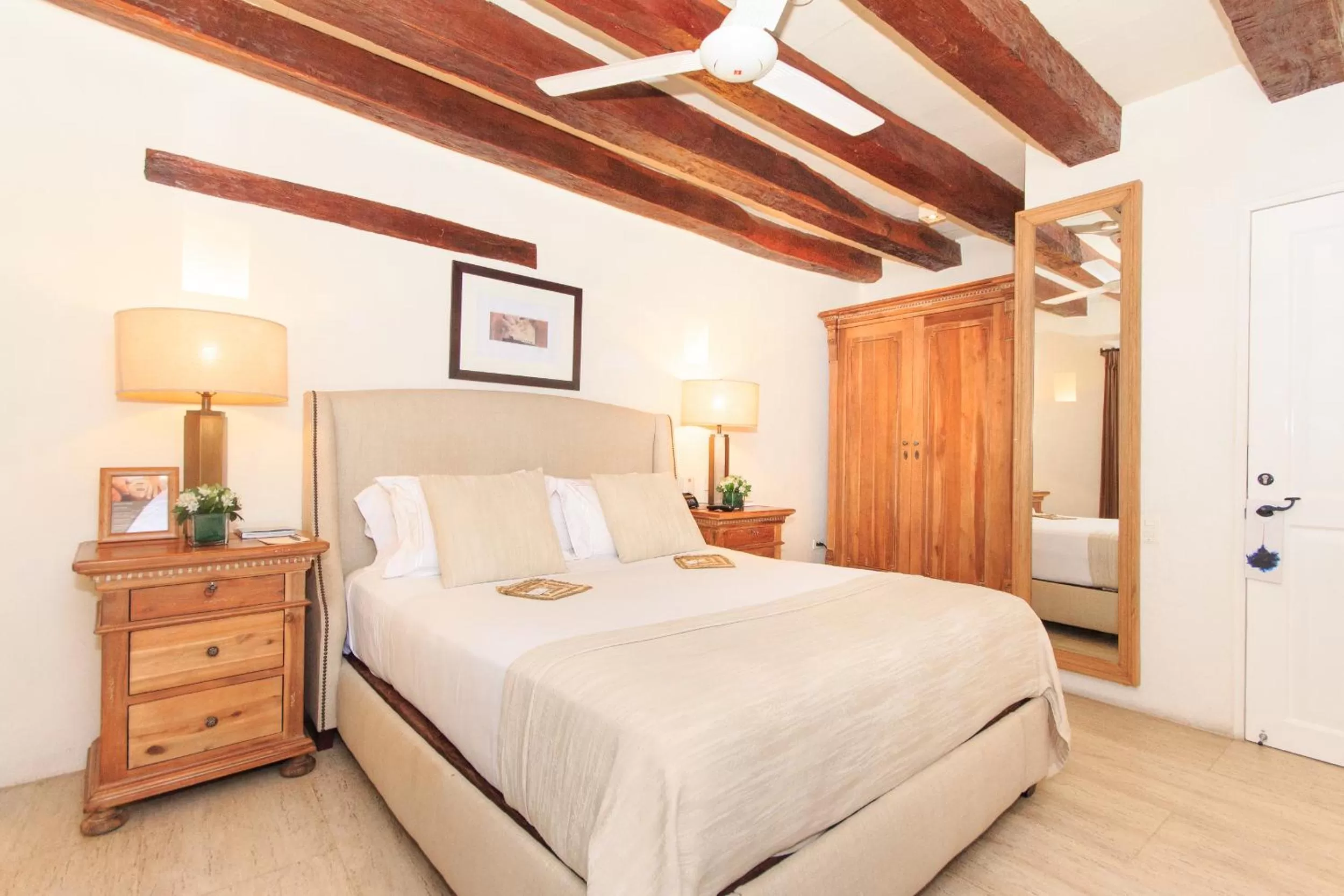 Bedroom, Bed in Hotel Boutique Casa del Coliseo