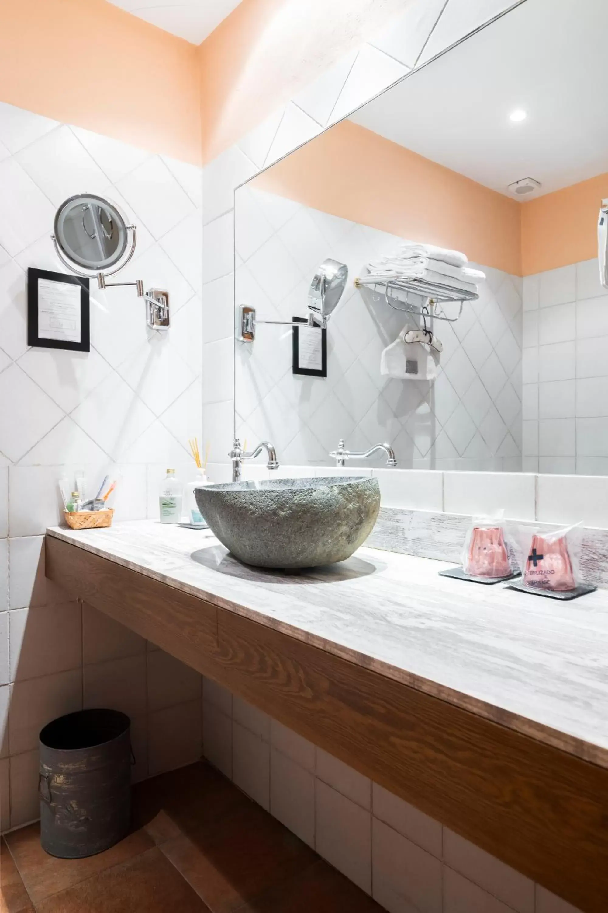 Bathroom in El Torreon de Navacerrada