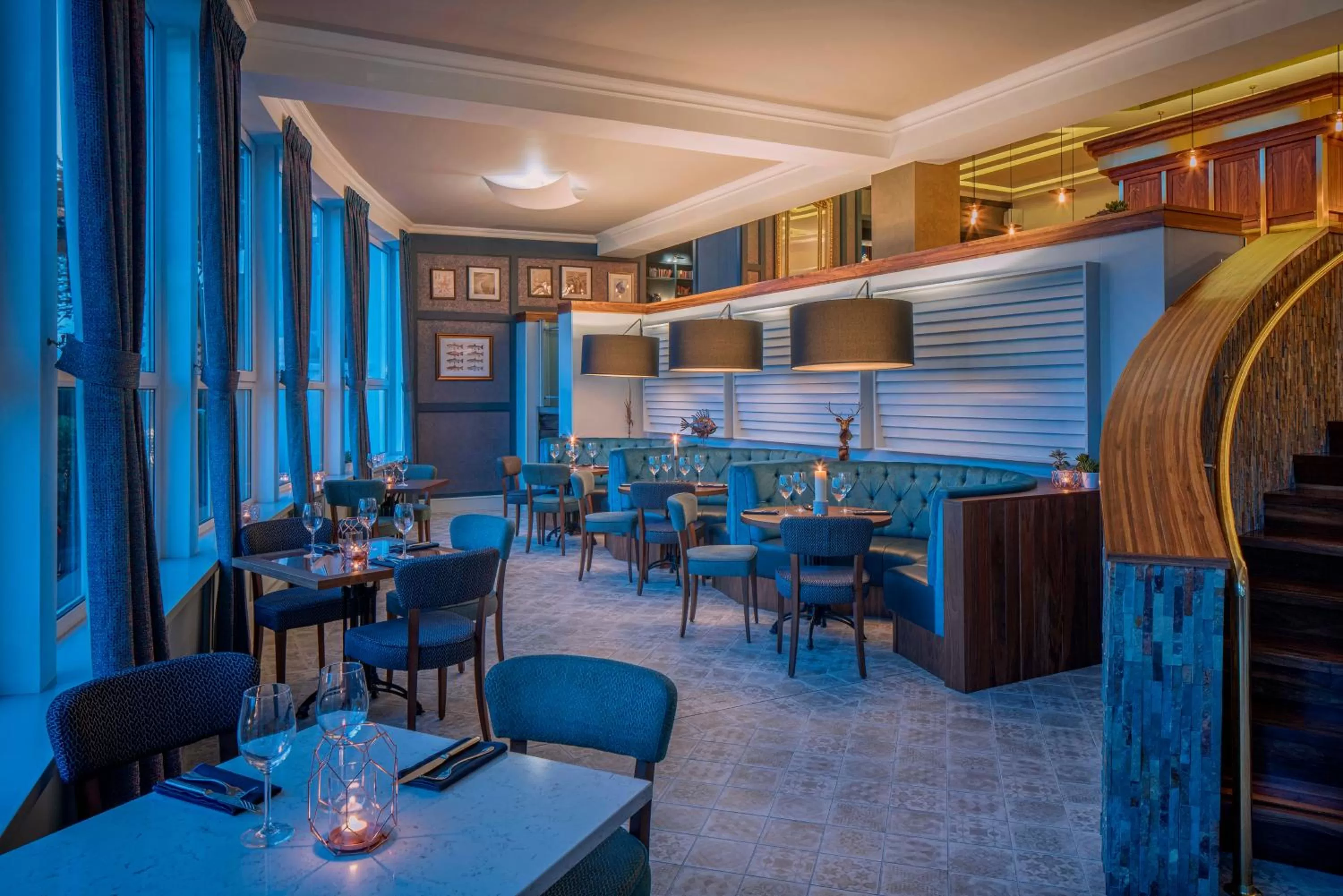 Restaurant/places to eat in Garryvoe Hotel