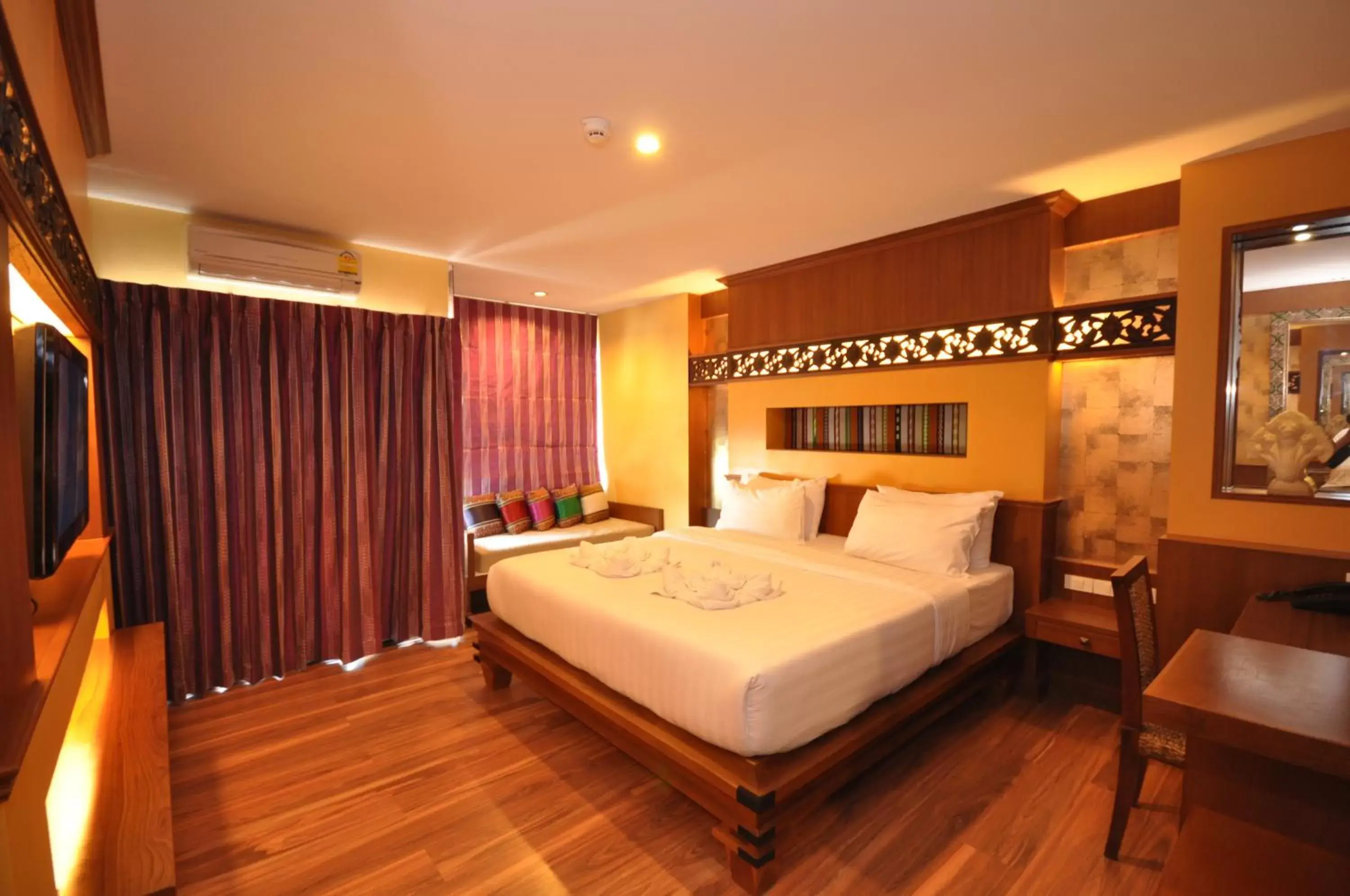 Bed in Chalelarn Hotel Hua Hin