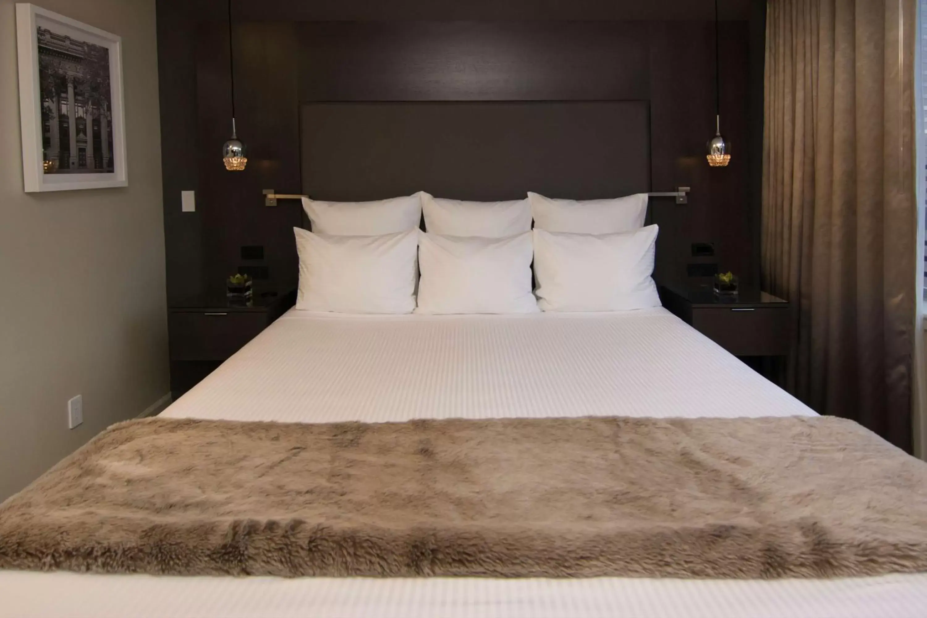 Bed in The Benson Portland, Curio Collection by Hilton