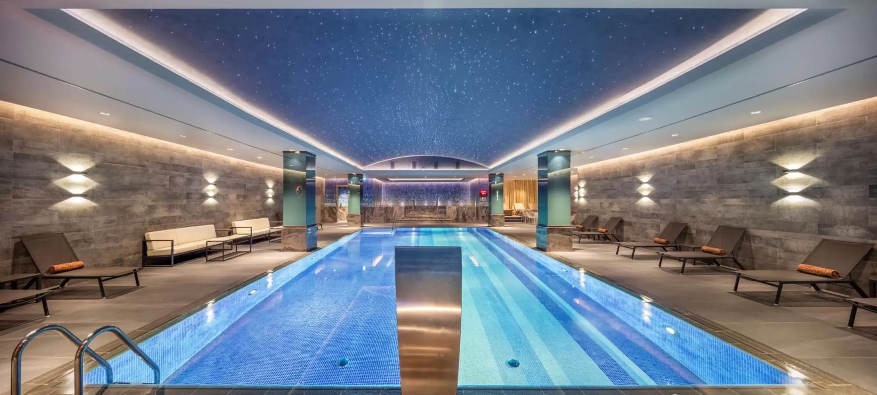 Swimming Pool in DoubleTree By Hilton Skopje