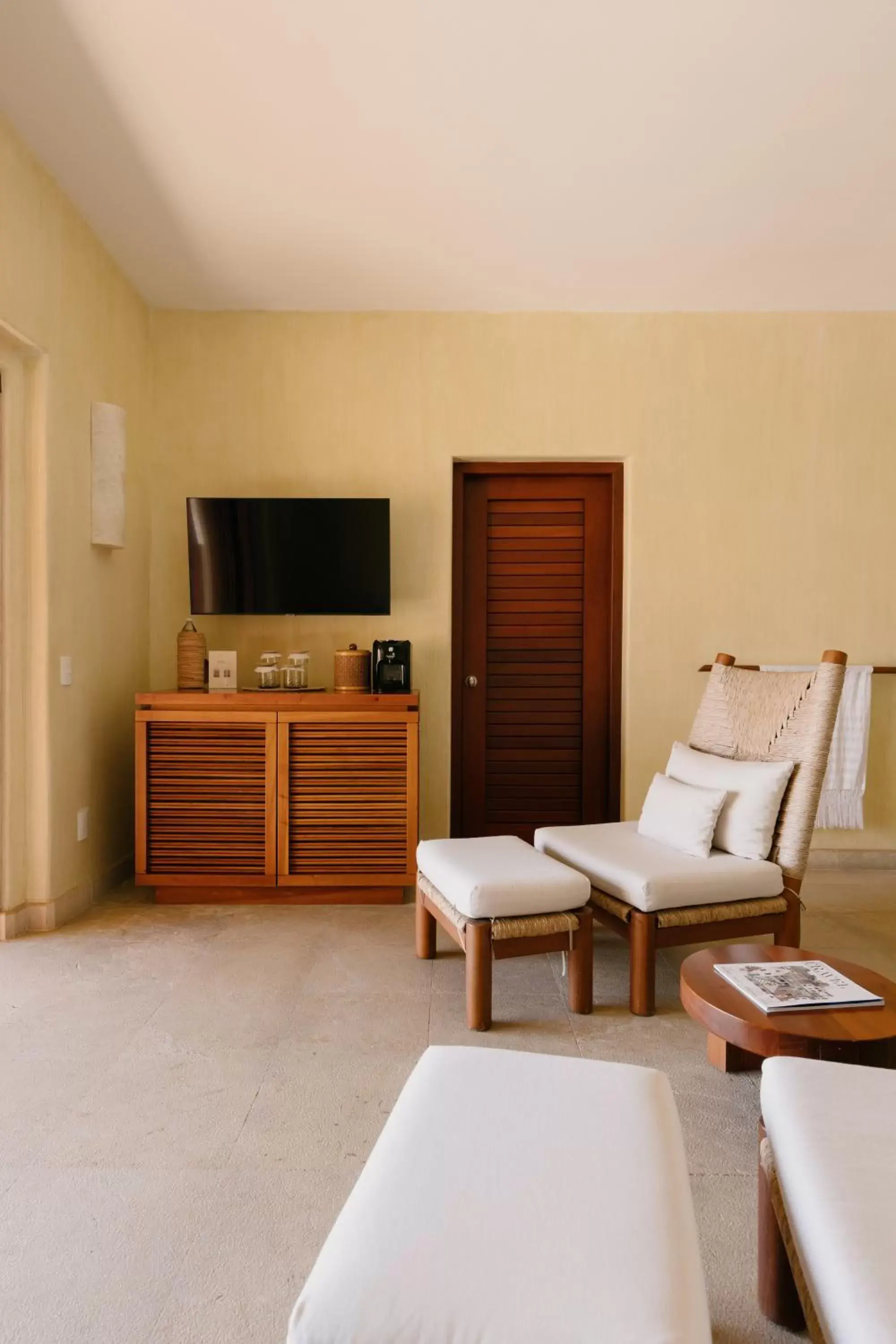 TV and multimedia, TV/Entertainment Center in Cala de Mar Resort & Spa Ixtapa