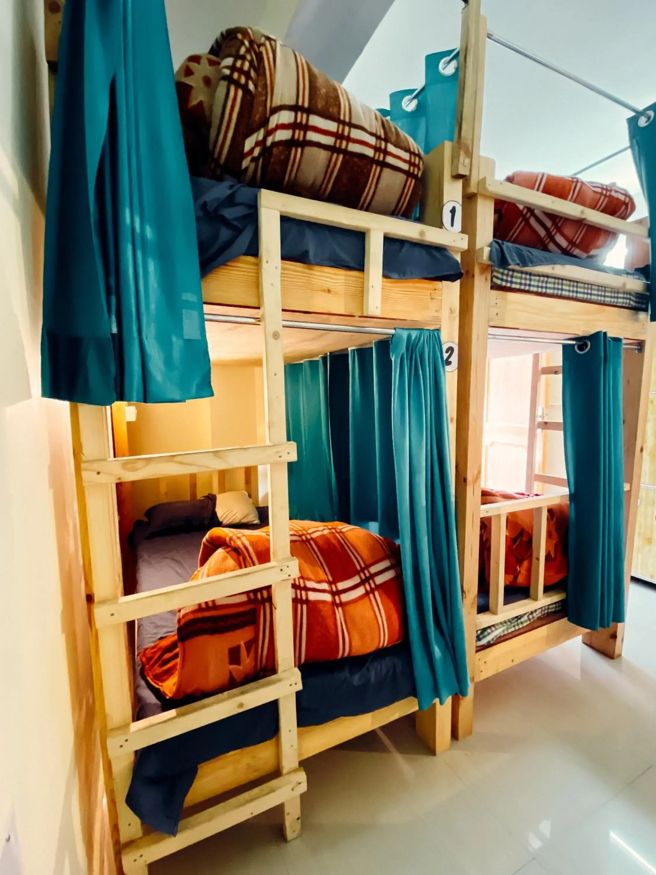 Bunk Bed in Backpackers Headquarter Manali