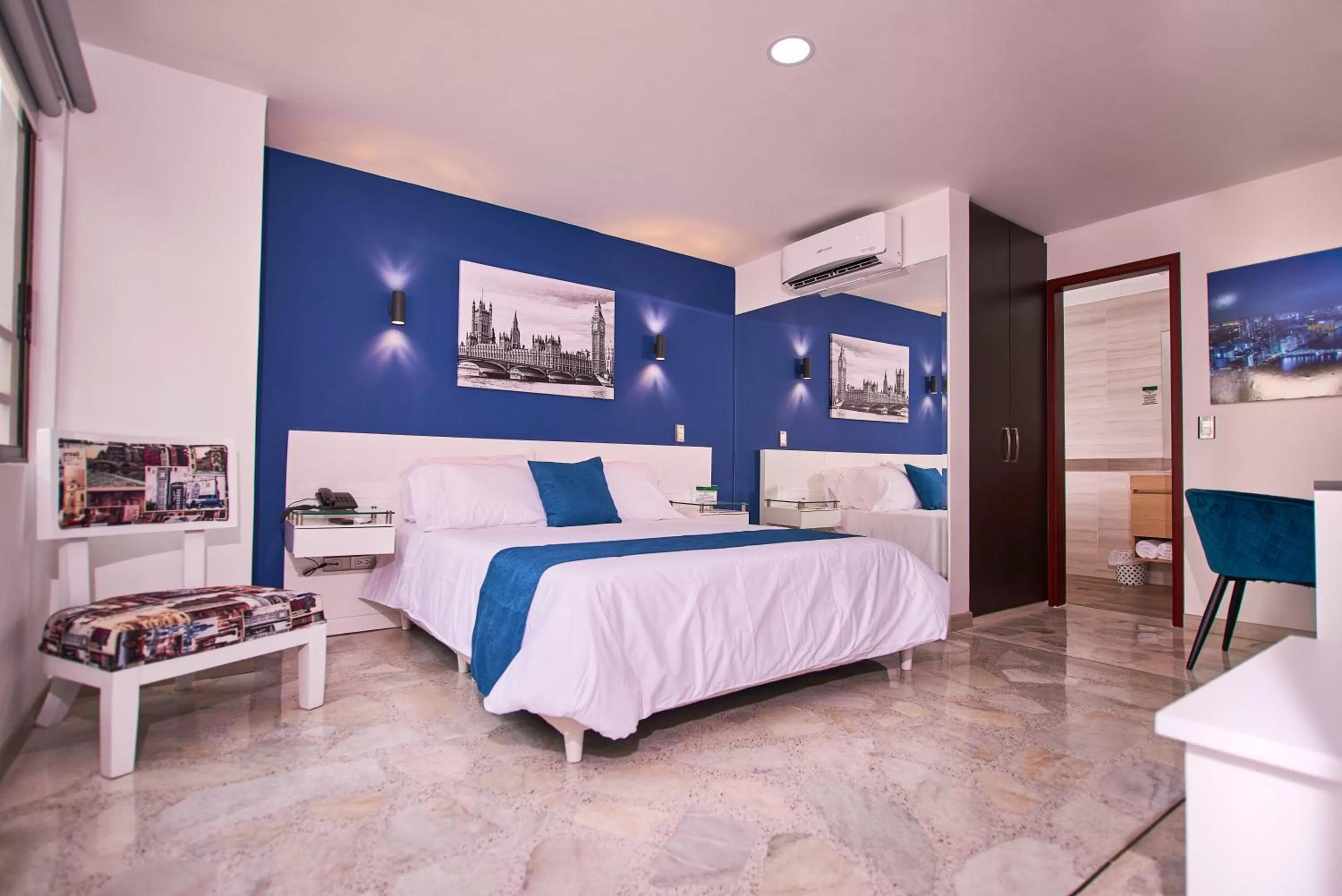 Photo of the whole room, Bed in Casa Esmeralda Hotel Boutique