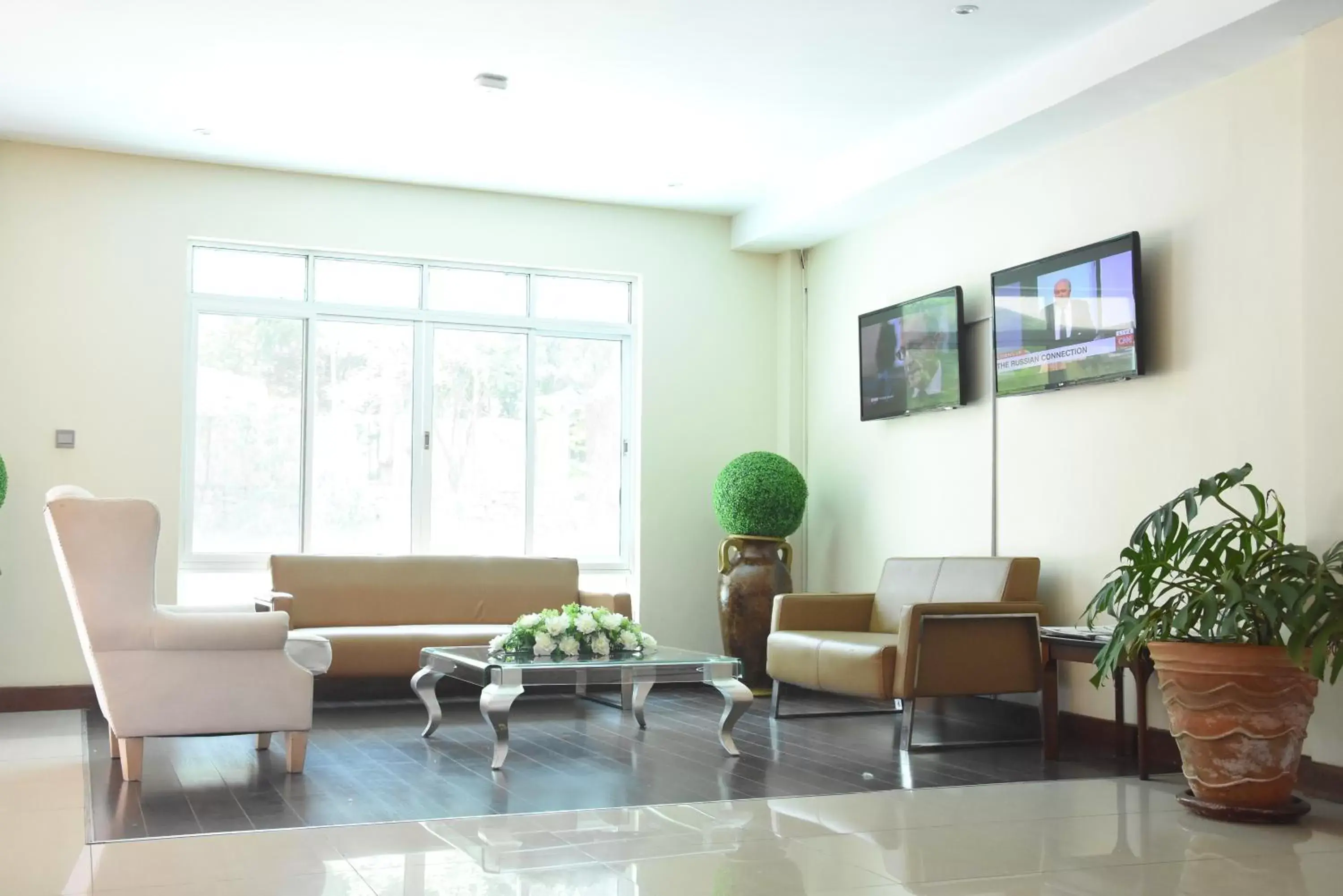 Lobby or reception, Seating Area in Urban by CityBlue Kigali