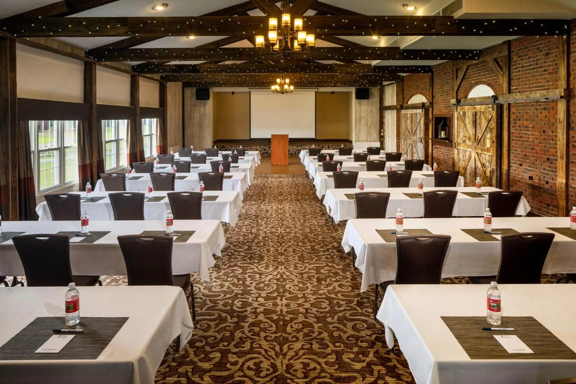 Meeting/conference room in Best Western University Inn