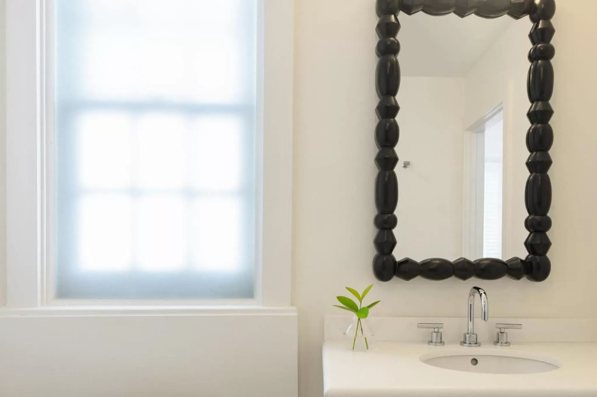 Bathroom in Kimpton Fitch Lodge, an IHG Hotel