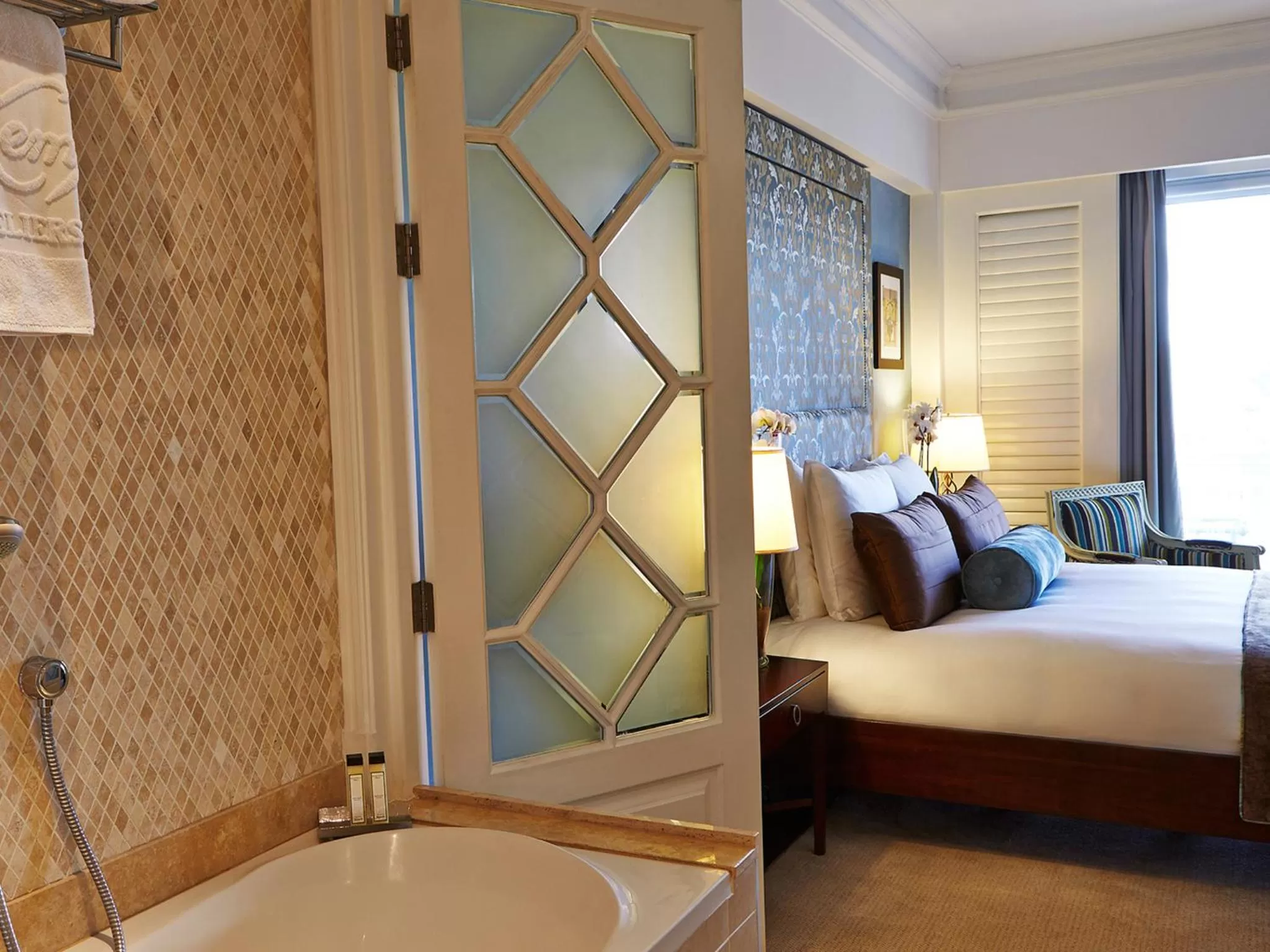 Photo of the whole room, Bed in Villa Rosa Kempinski