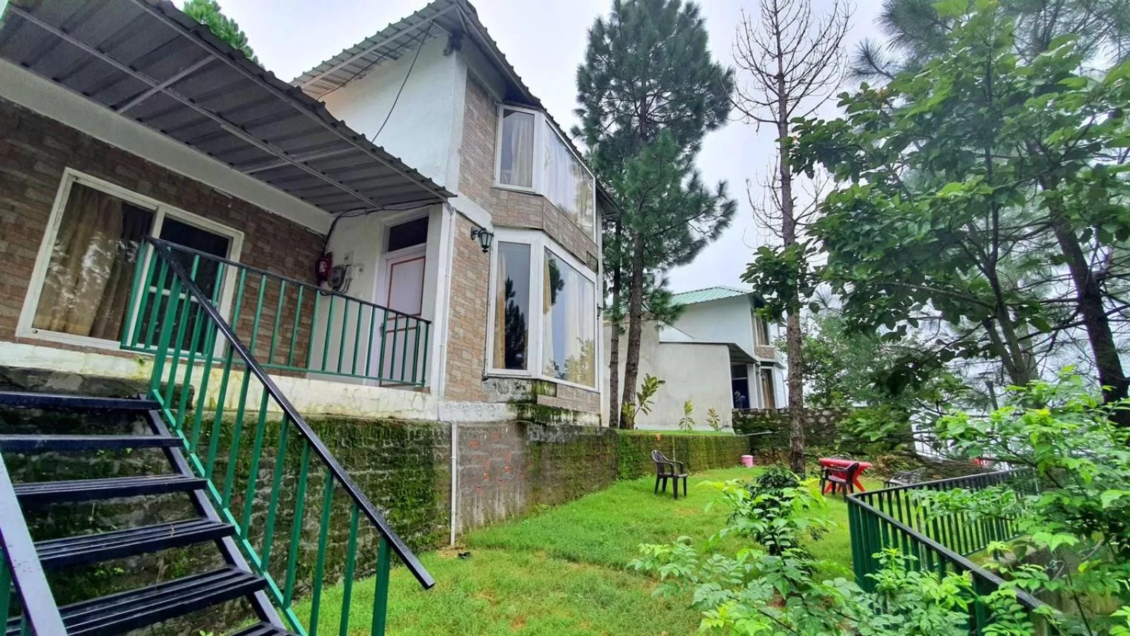 Garden, Property Building in Blue Pine Orchards - Villas